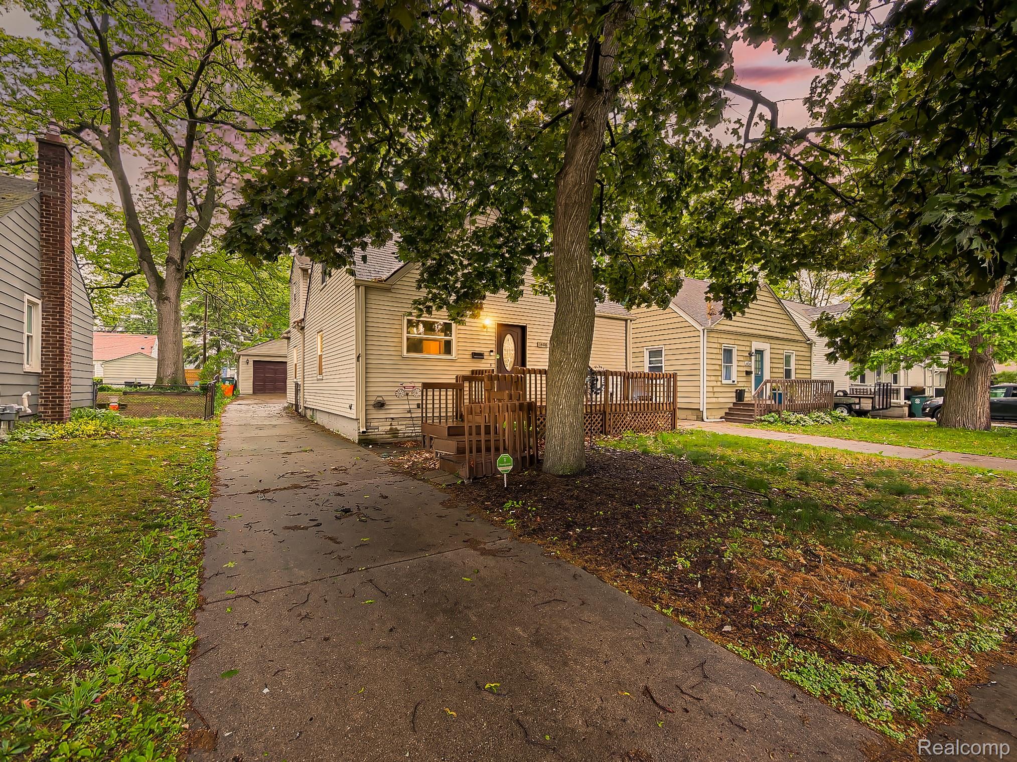1408, Mohawk, Royal Oak, Michigan, 48067