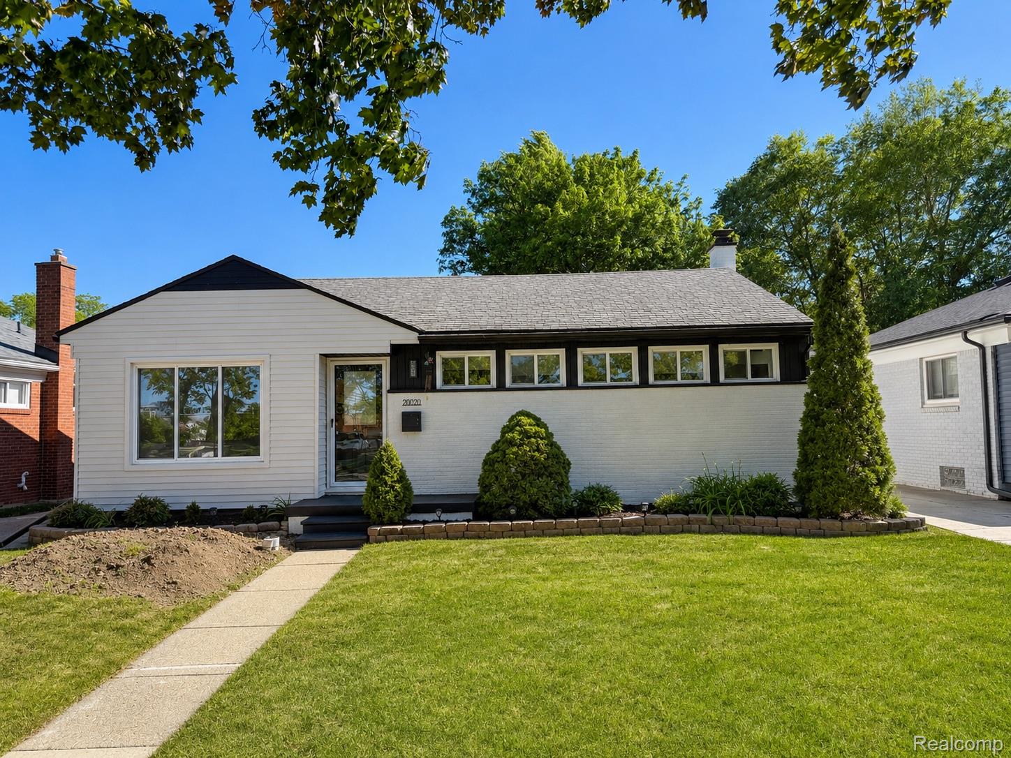 20020, Shady Lane, St. Clair Shores, Michigan, 48080