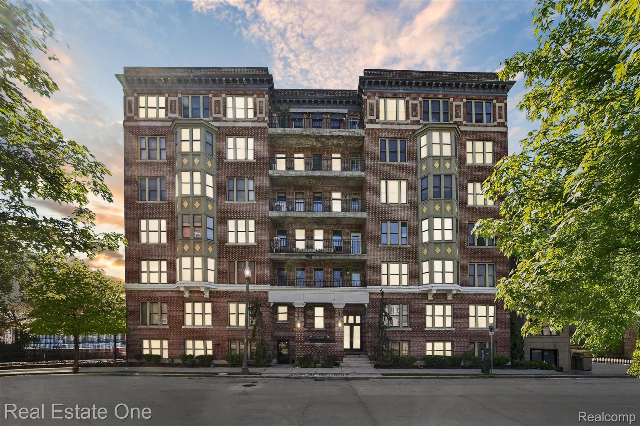 78, Watson, #8, Detroit, Michigan, 48201