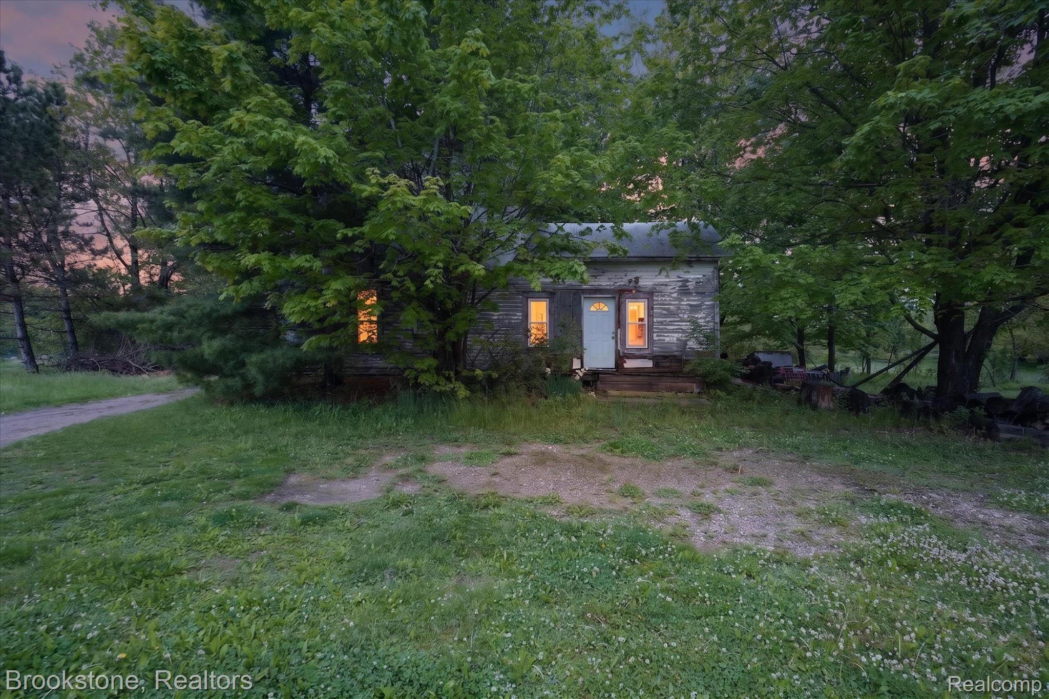 4658, Territorial, Pleasant Lake, Michigan, 49272