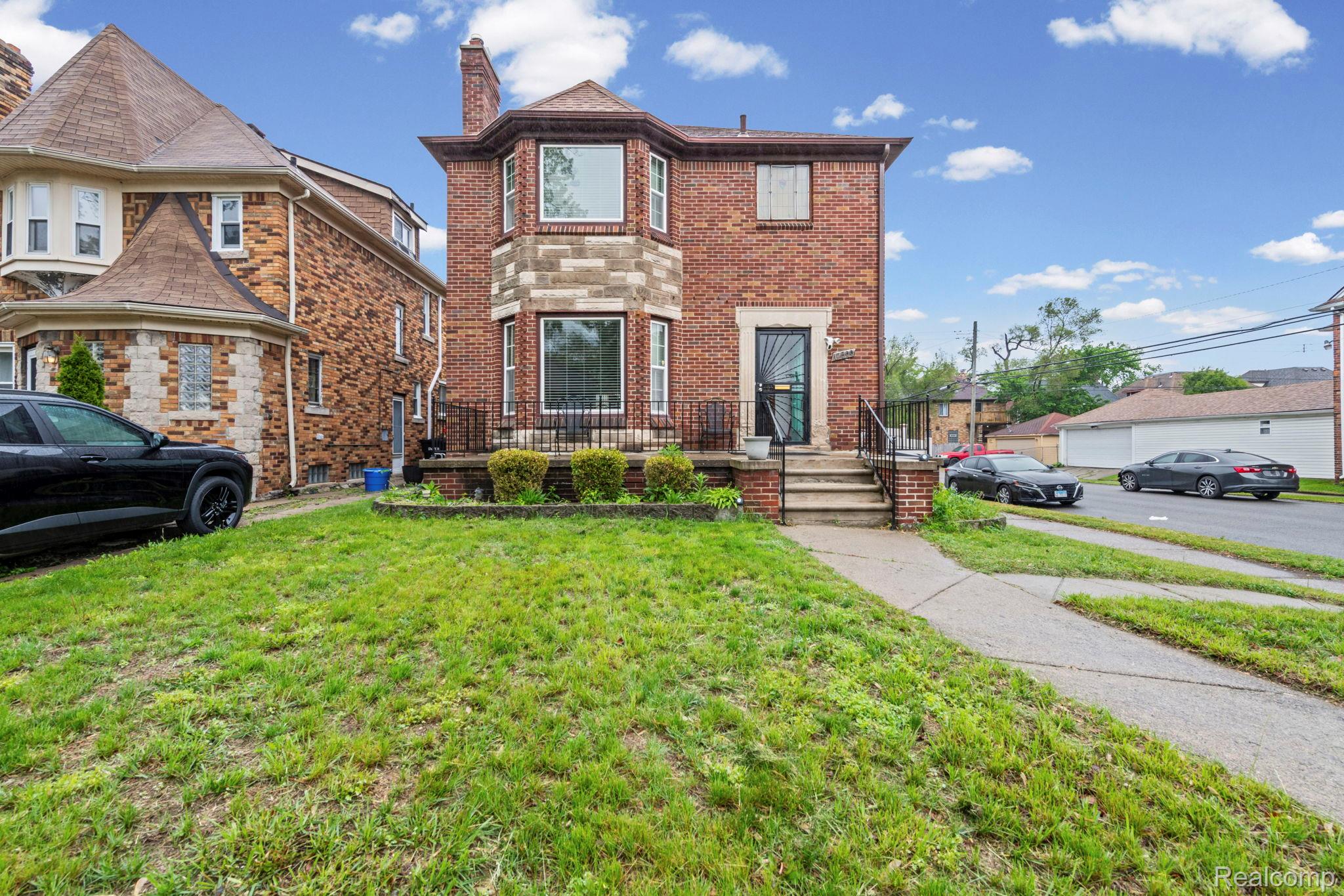 17500, Pennington, Detroit, Michigan, 48221