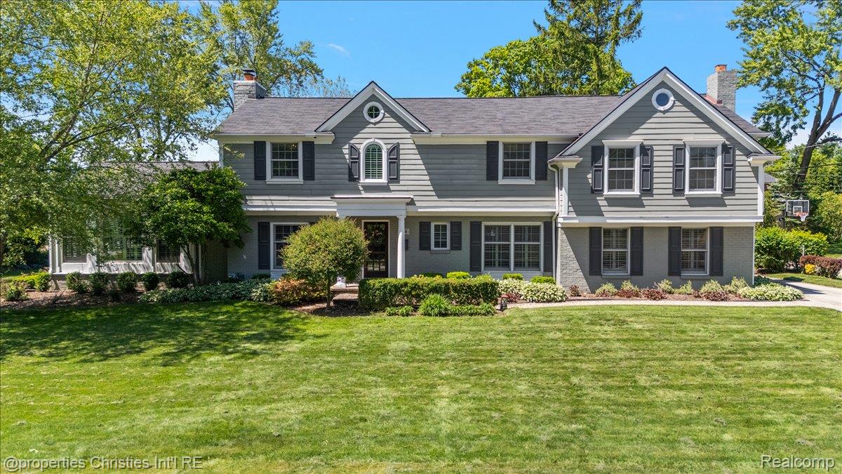 135, Clifton, Bloomfield Hills, Michigan, 48301
