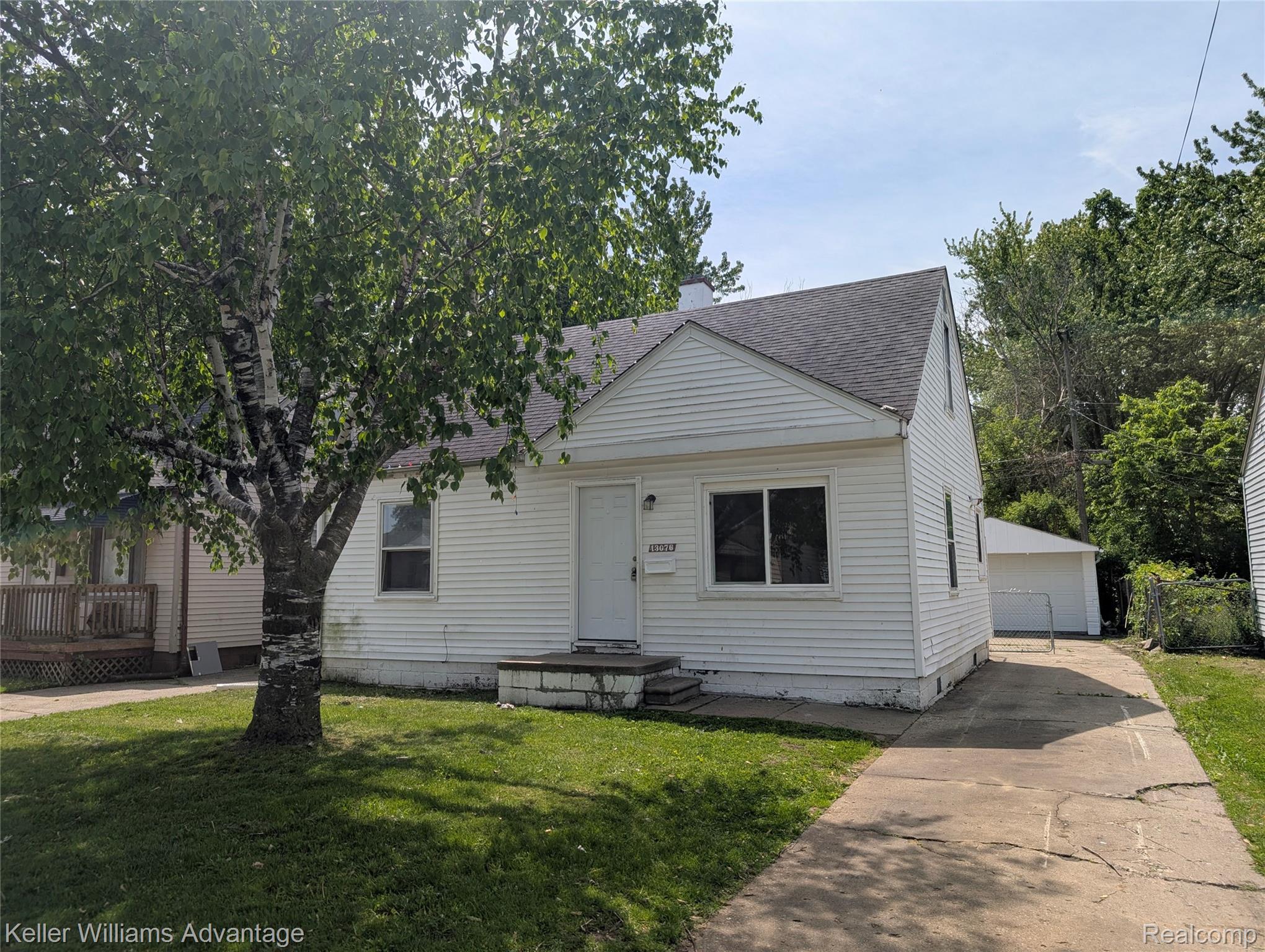 13076, Sherman, Warren, Michigan, 48089