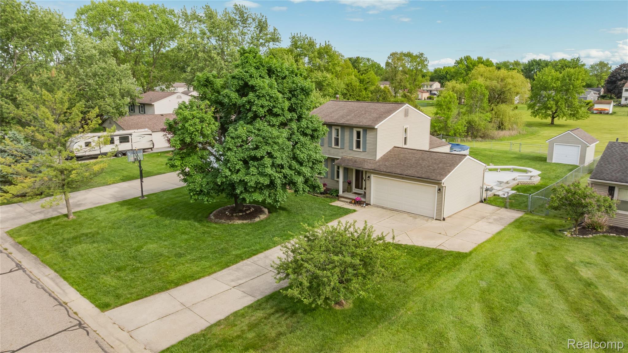 3553, Loon Lake, Wixom, Michigan, 48393