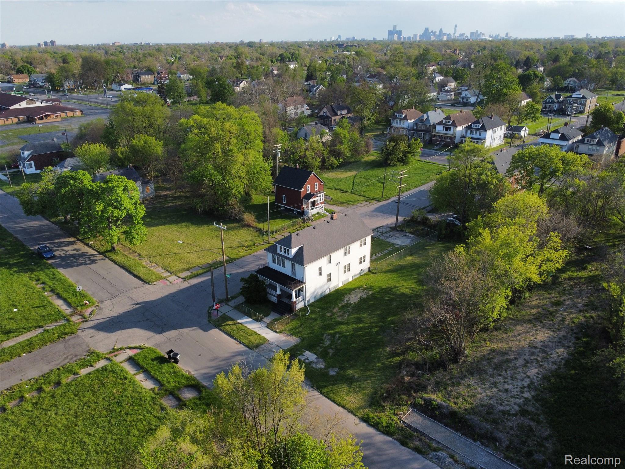 5303, Hurlbut, Detroit, Michigan, 48213