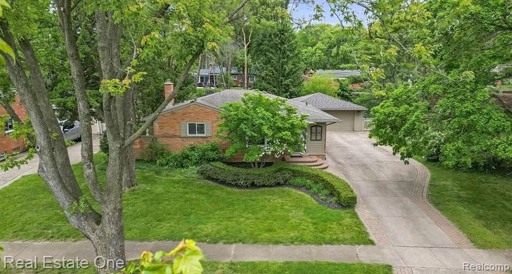 290, Winry, Rochester Hills, Michigan, 48307