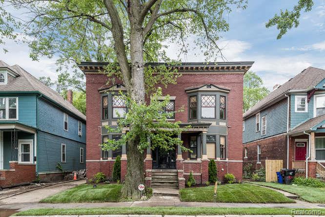 7918, Lafayette, #4, Detroit, Michigan, 48214
