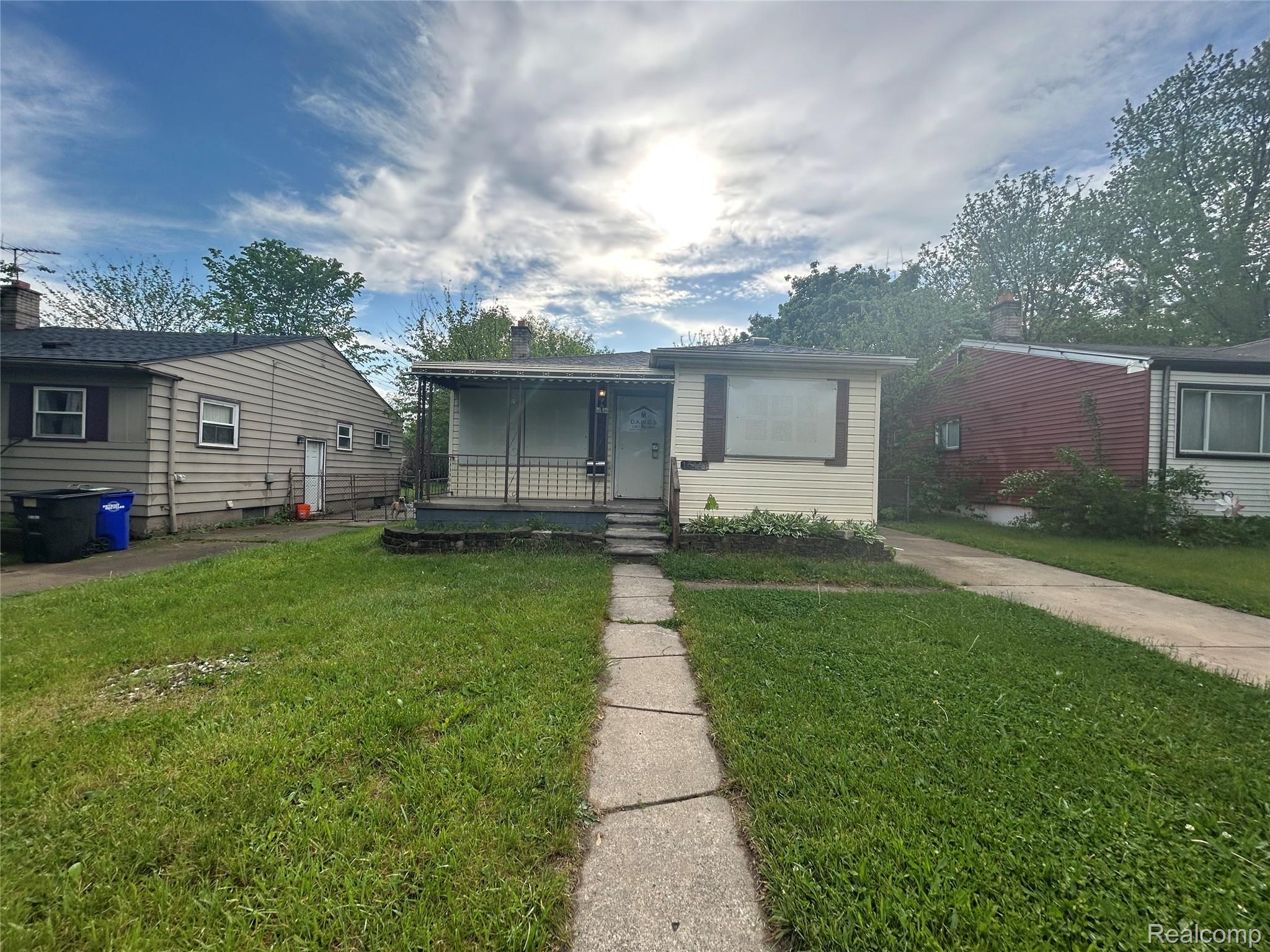 16121, Salem, Detroit, Michigan, 48219