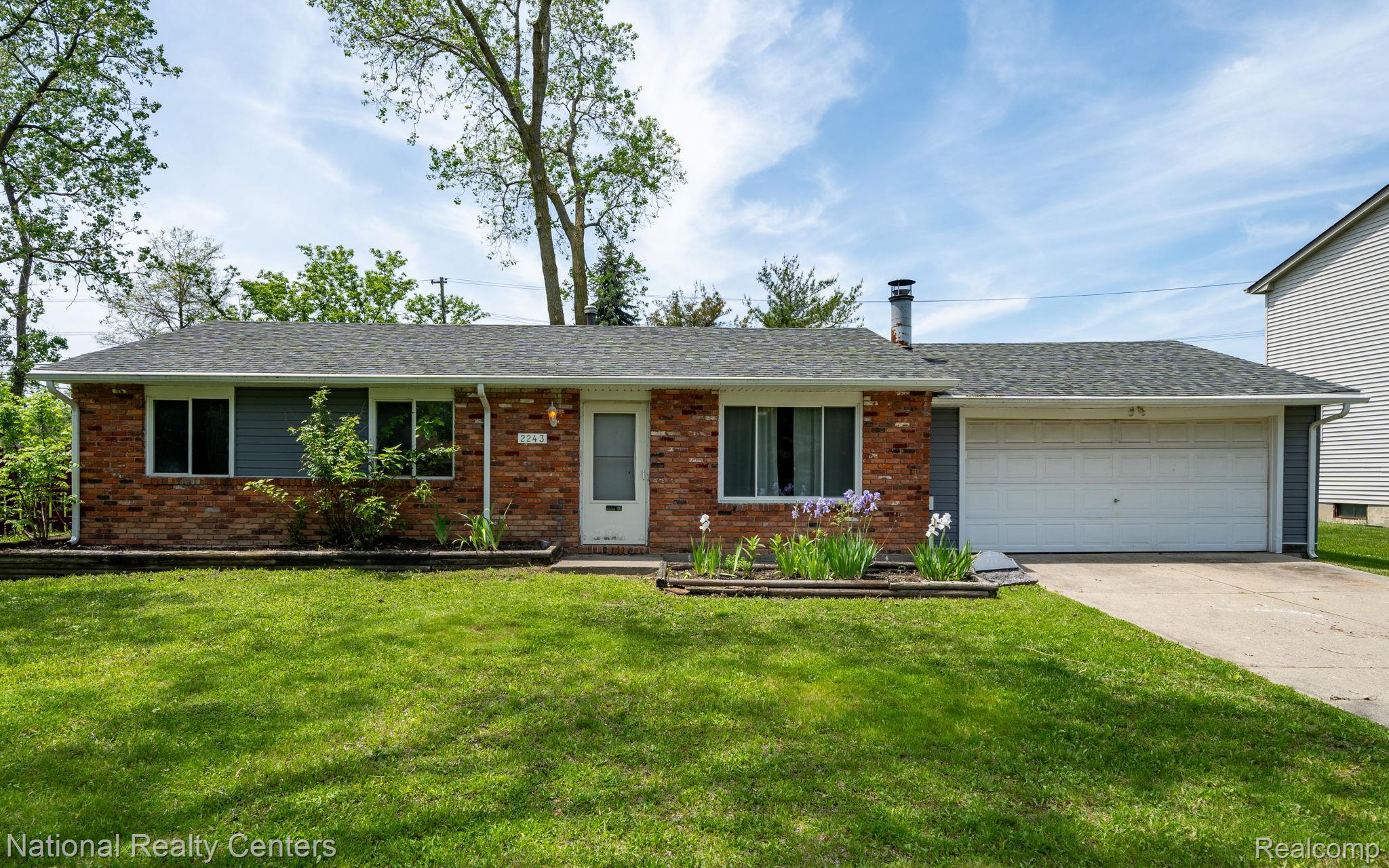 2243, Phillips, Auburn Hills, Michigan, 48326
