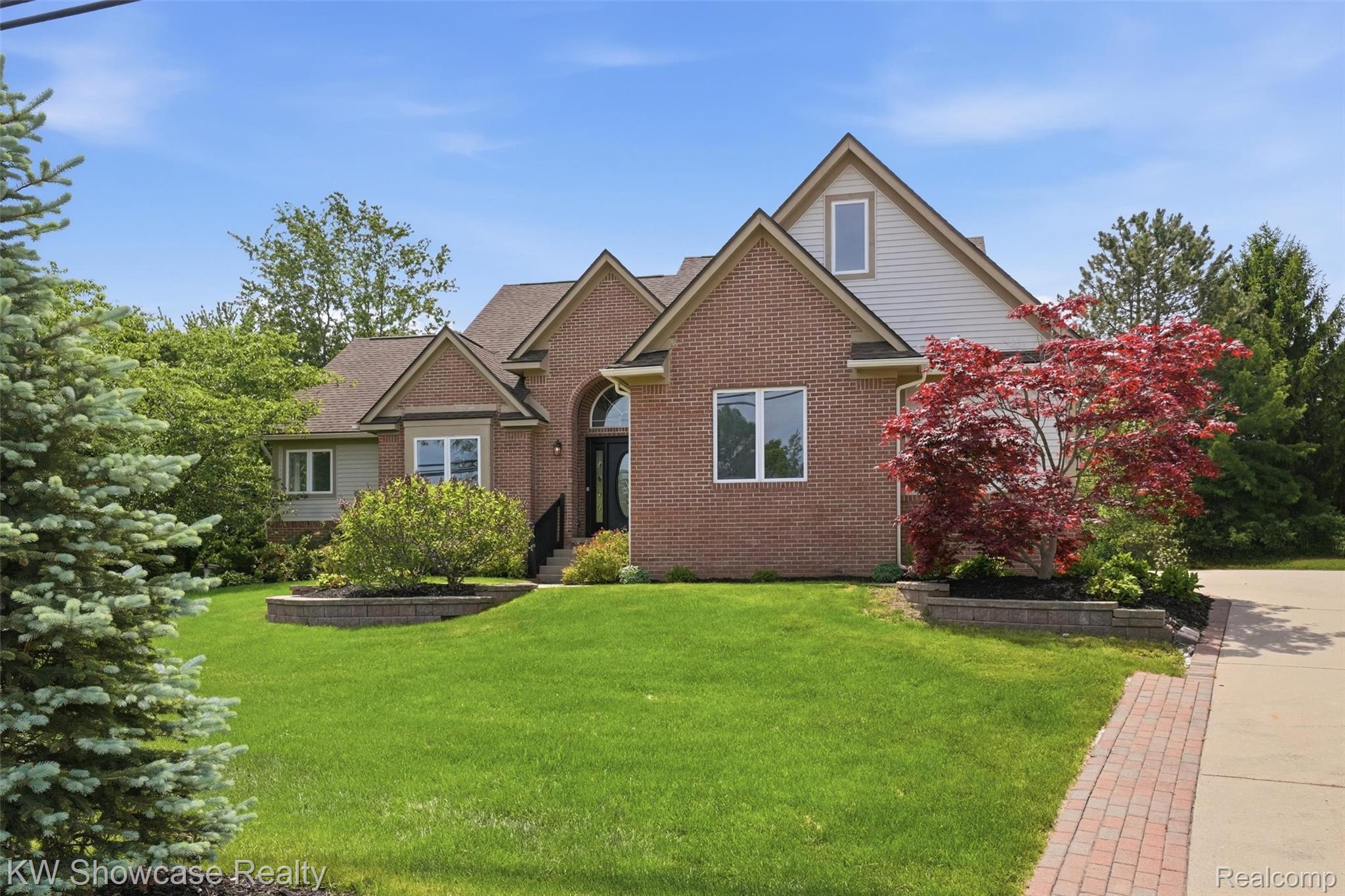 3345, Commerce, Commerce Twp, Michigan, 48382