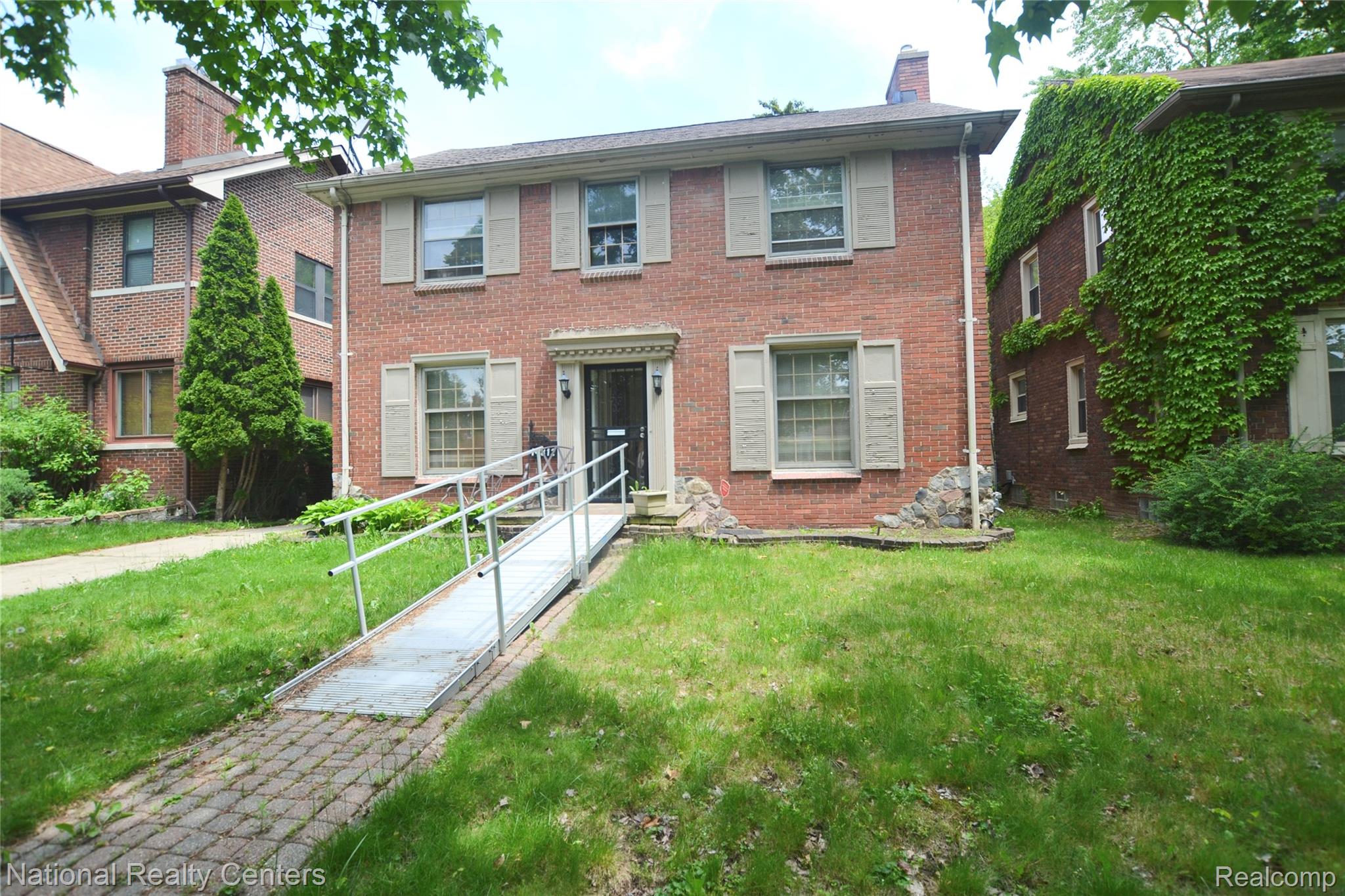 14812, Artesian, Detroit, Michigan, 48223
