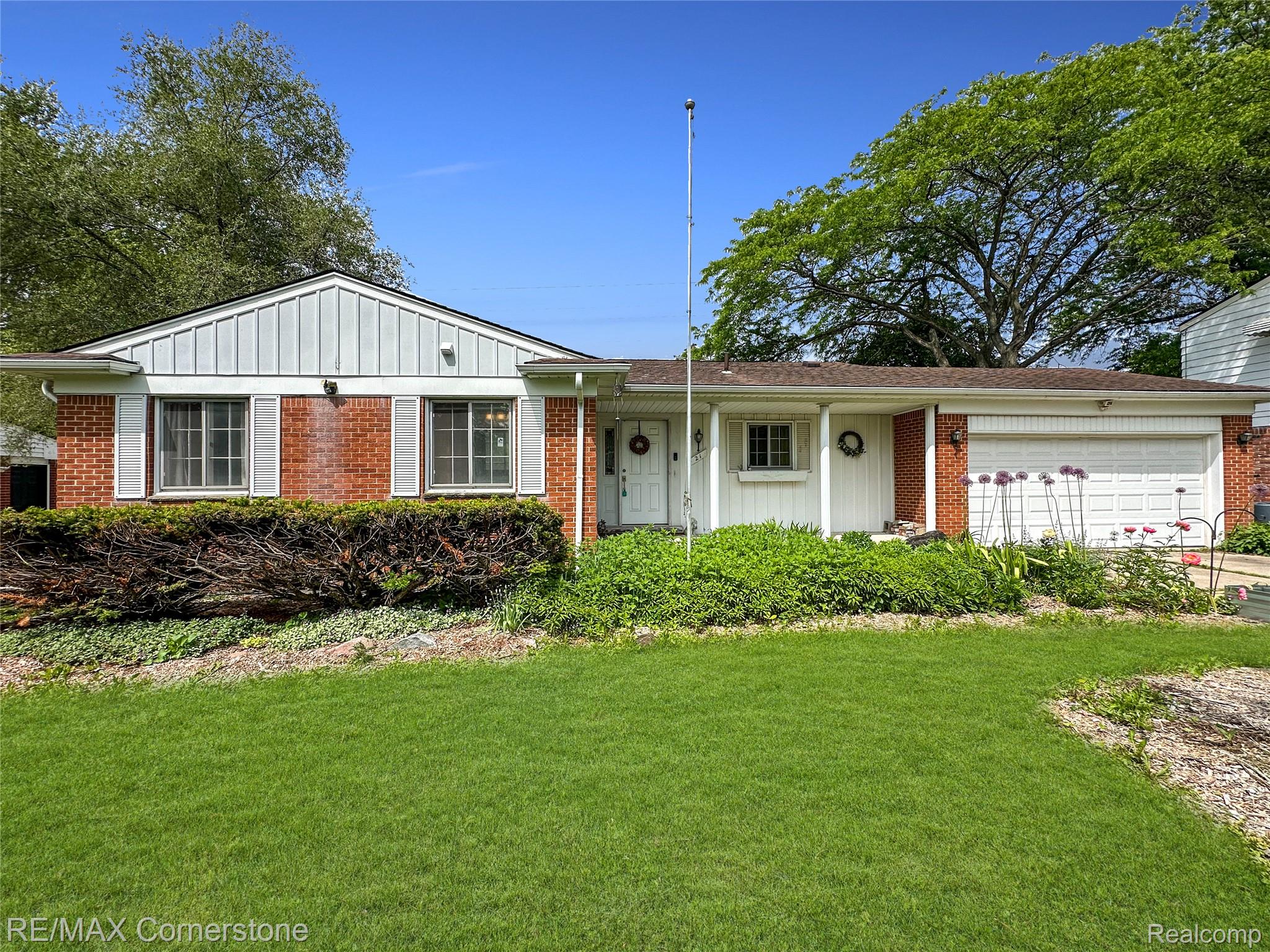 21, Edison, Ypsilanti, Michigan, 48197