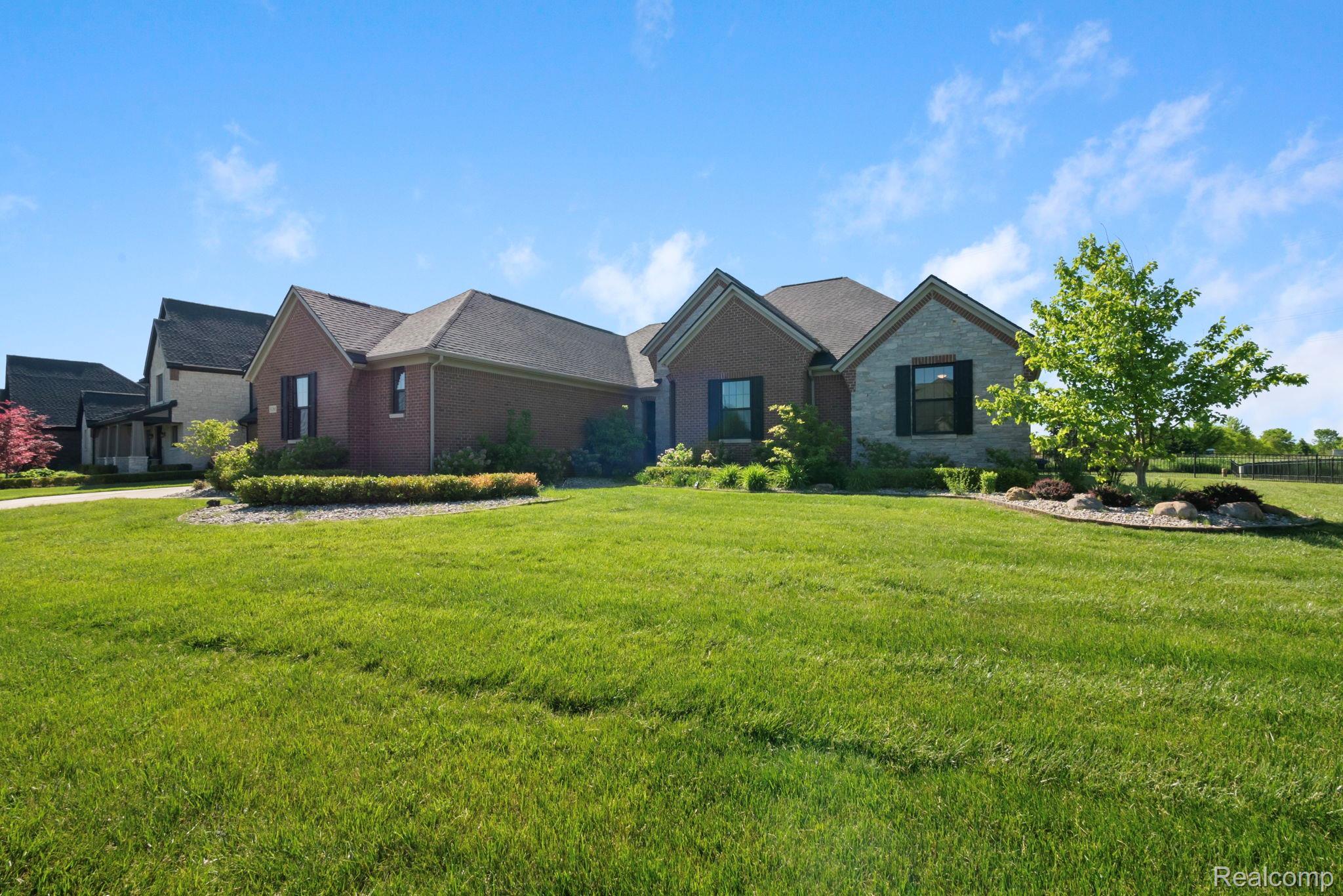 51265, Chamberlin, Northville, Michigan, 48167