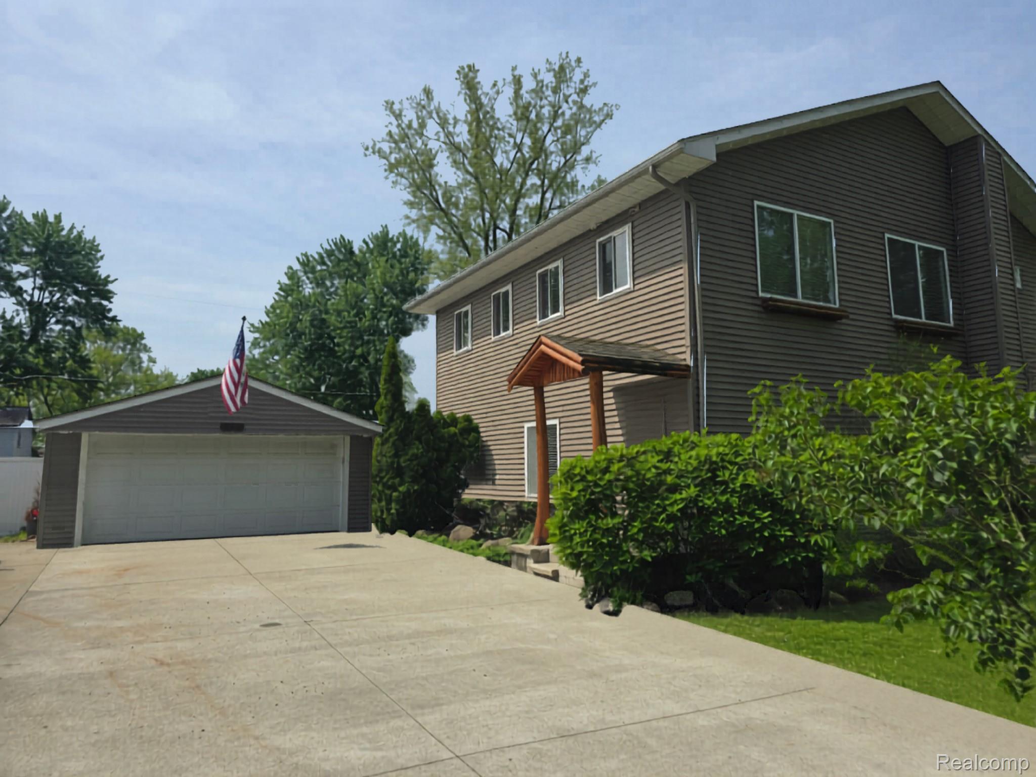 135, Haven, Novi, Michigan, 48377