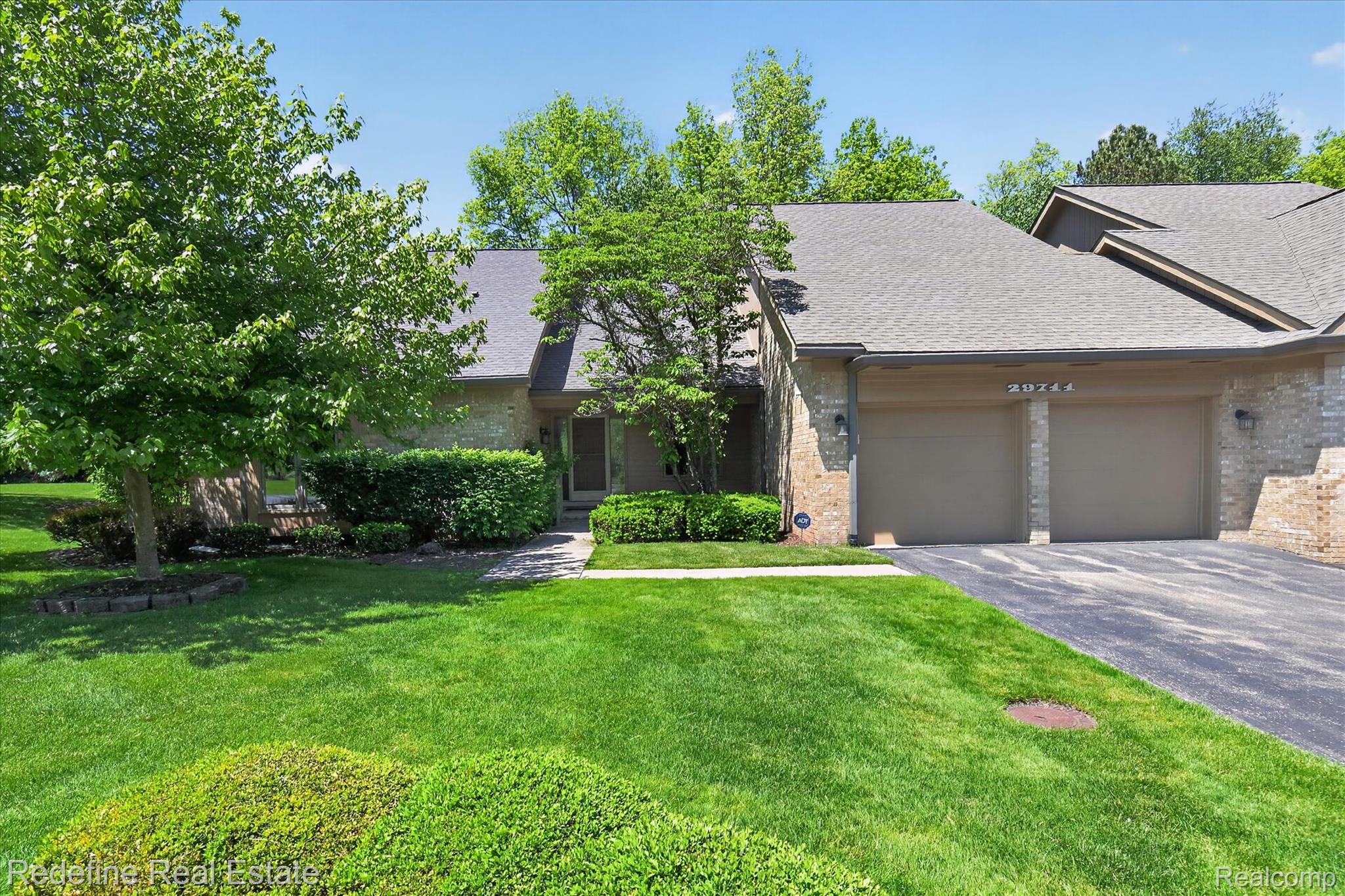 29711, Nova Woods, Farmington, Michigan, 48331