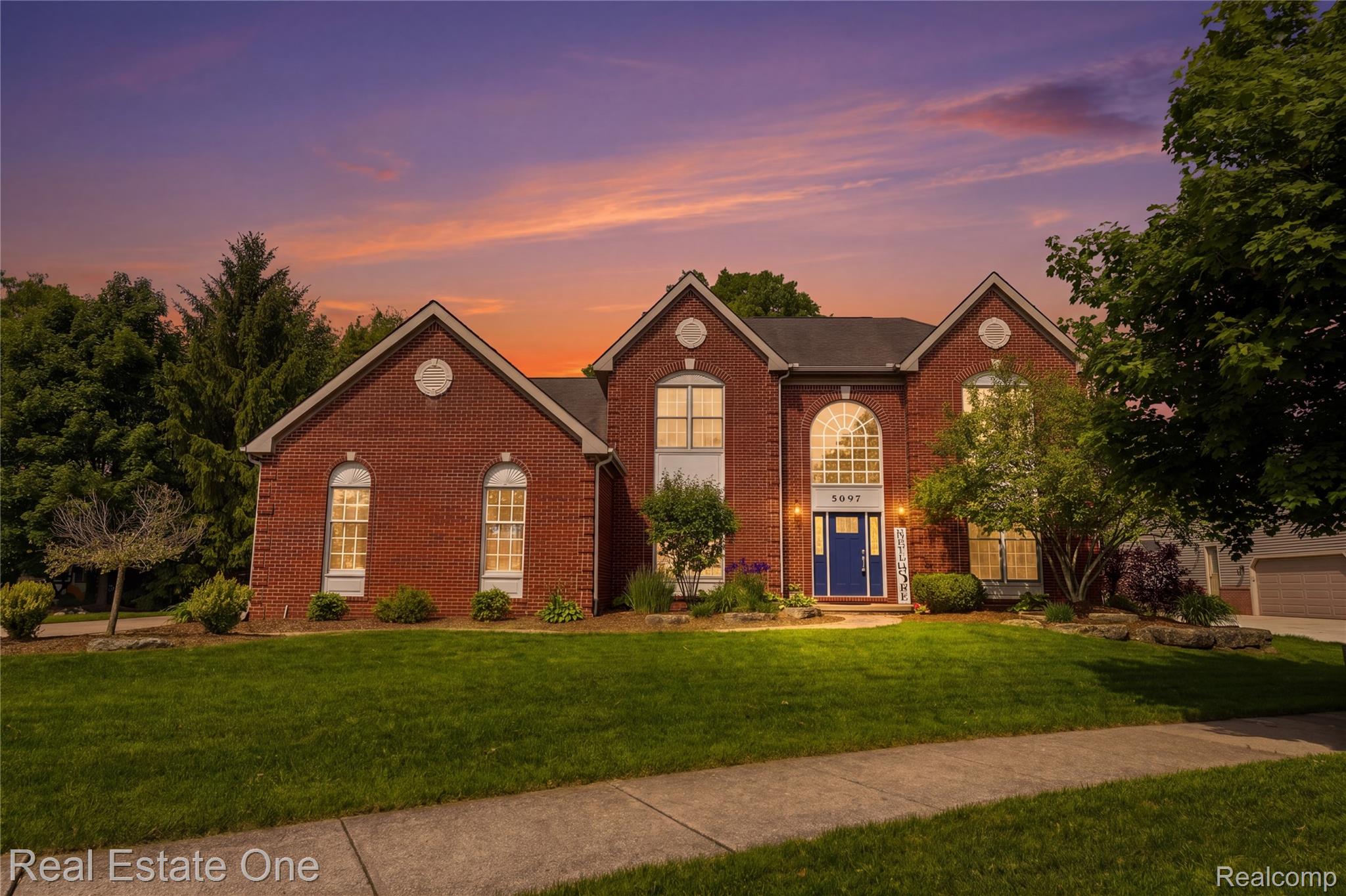 5097, Birkdale, Commerce Twp, Michigan, 48382