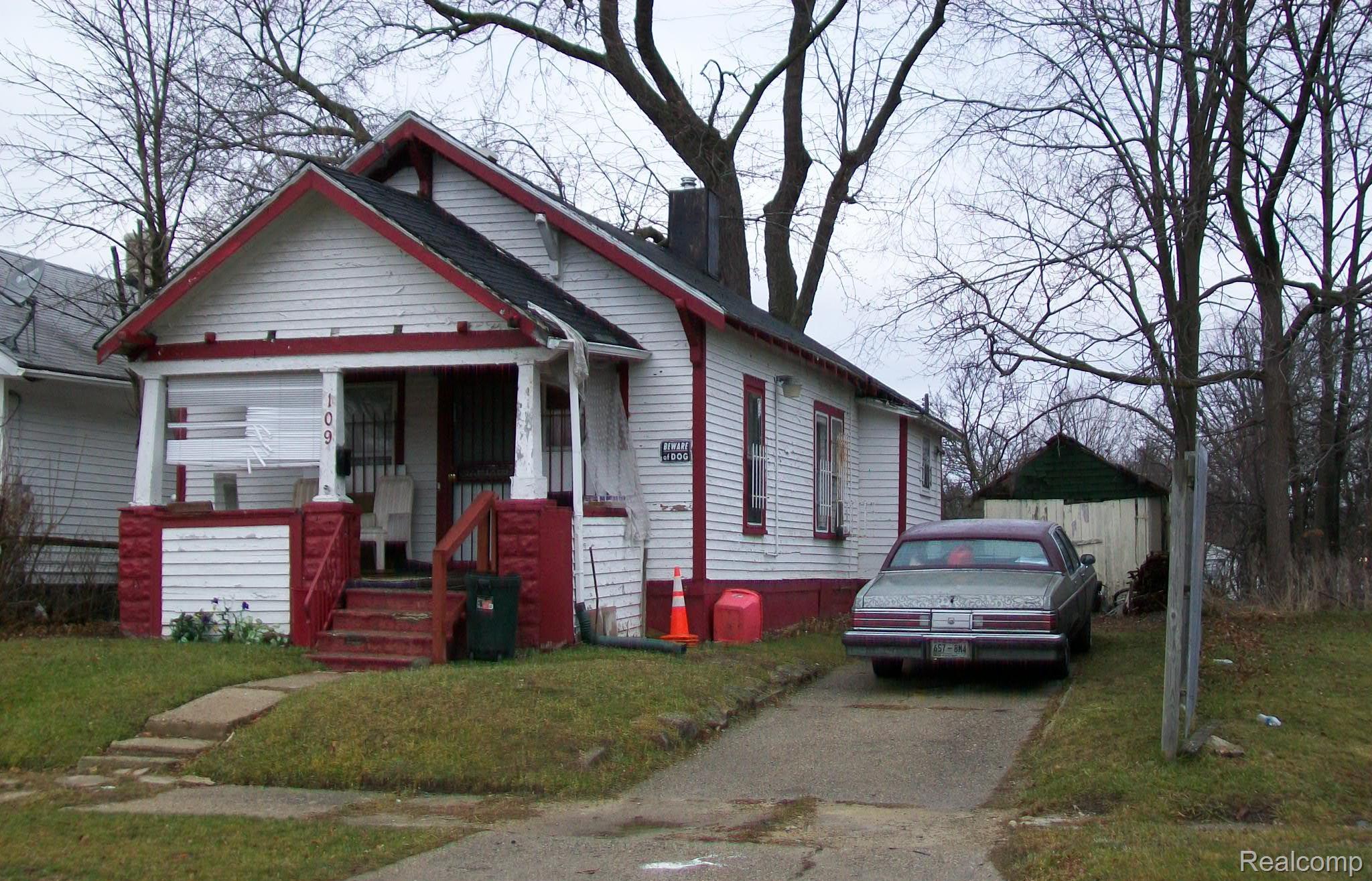 109, Bishop, Flint, Michigan, 48505