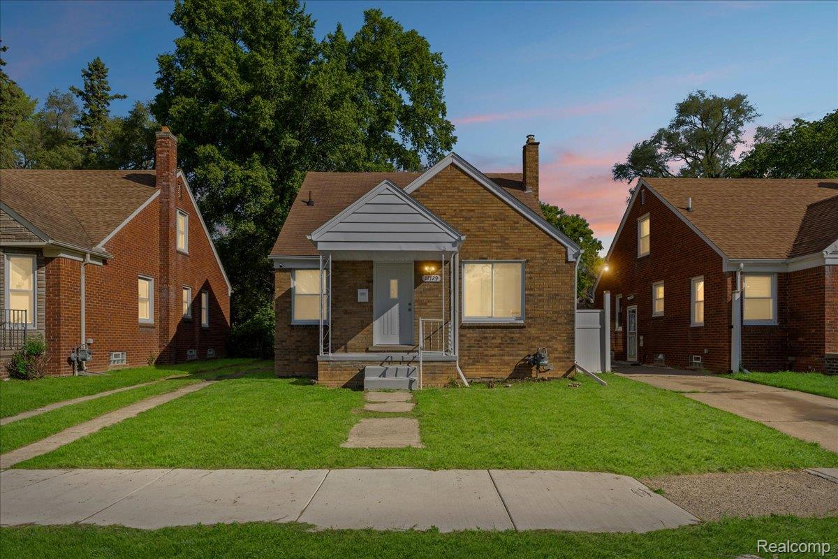 11729, Sanford, Detroit, Michigan, 48205
