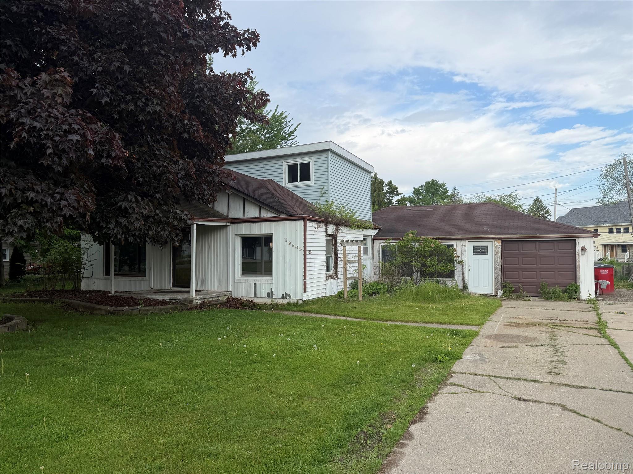 39865, Sylvia, Harrison Township, Michigan, 48045