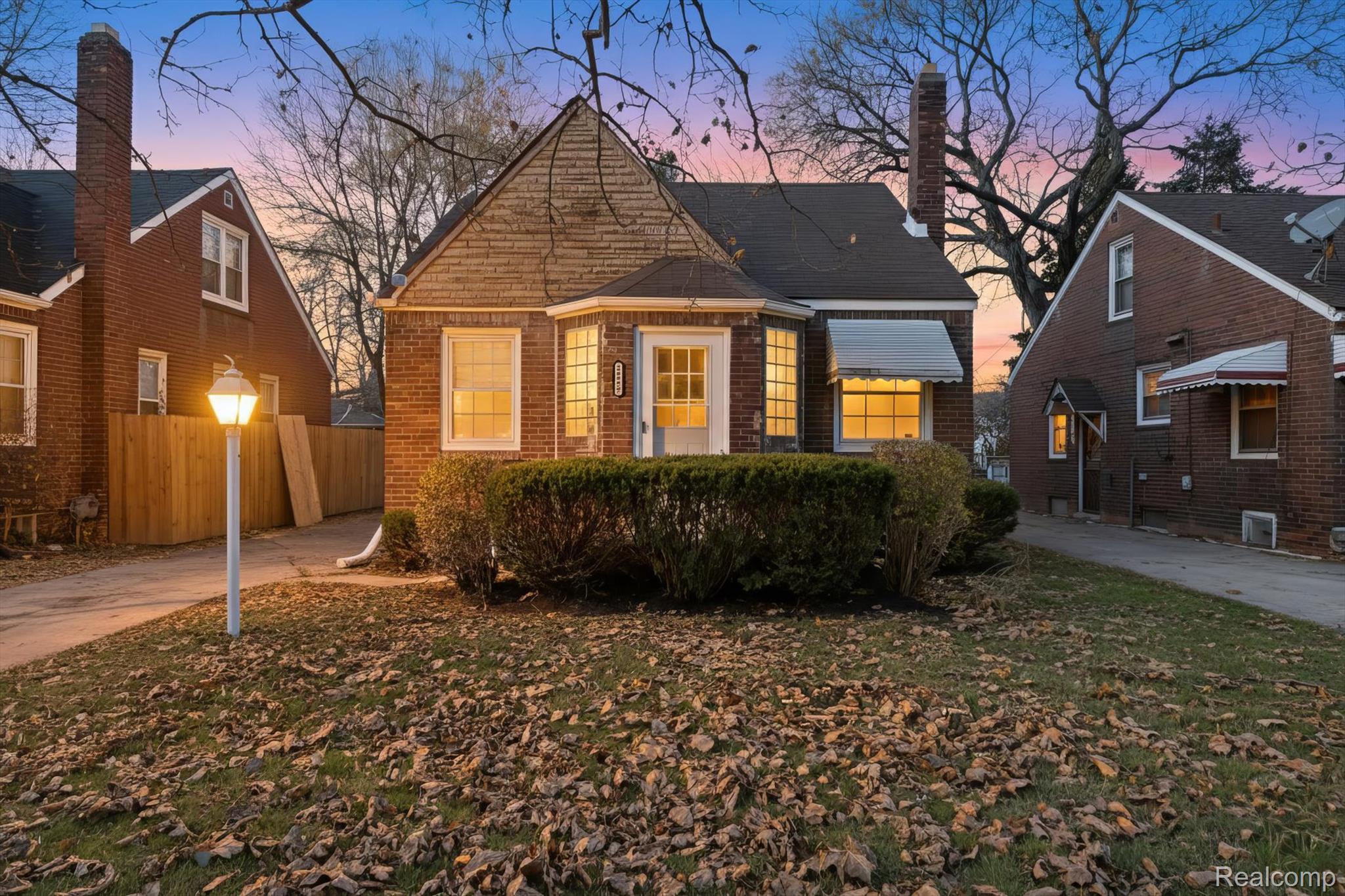 11285, Lakepointe, Detroit, Michigan, 48224
