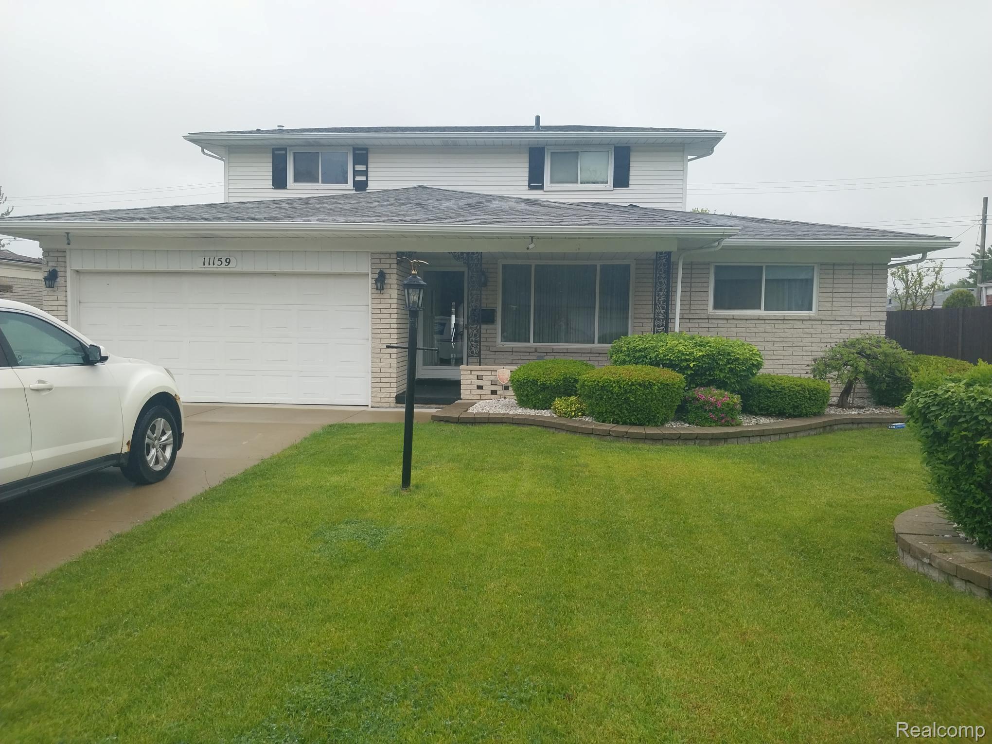 11159, Mandale, Sterling Heights, Michigan, 48312