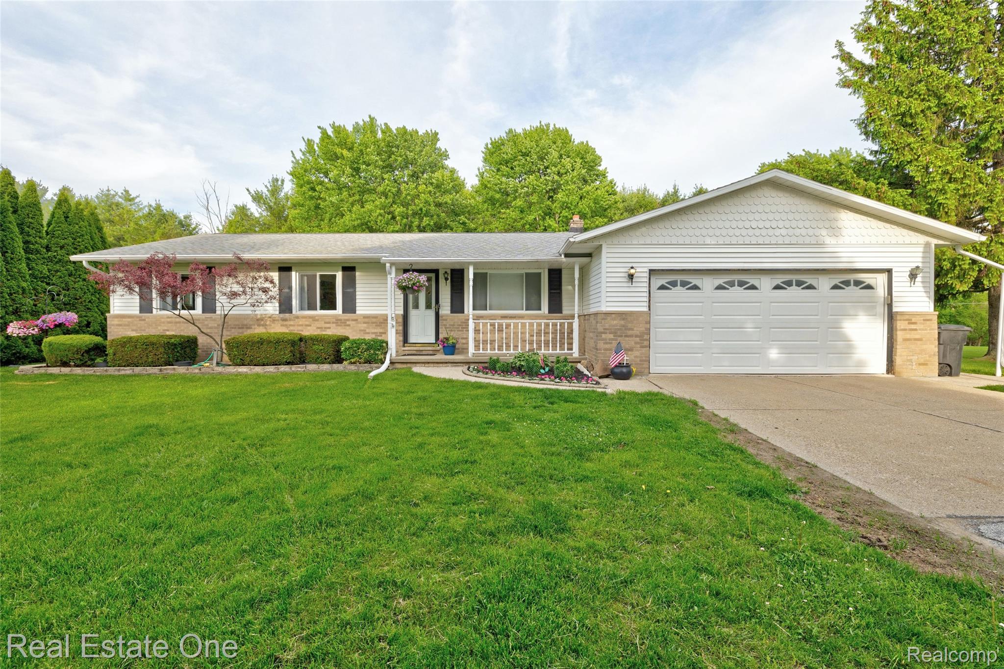 1574, Farnsworth, Lapeer, Michigan, 48446