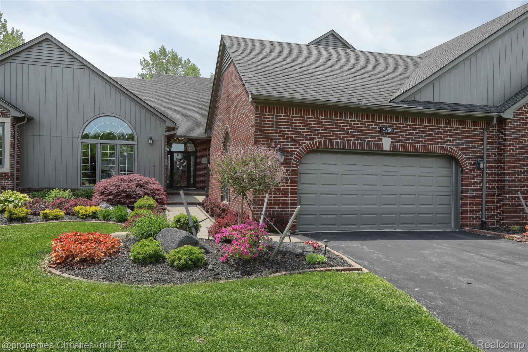 2200, Barberry, Utica, Michigan, 48316