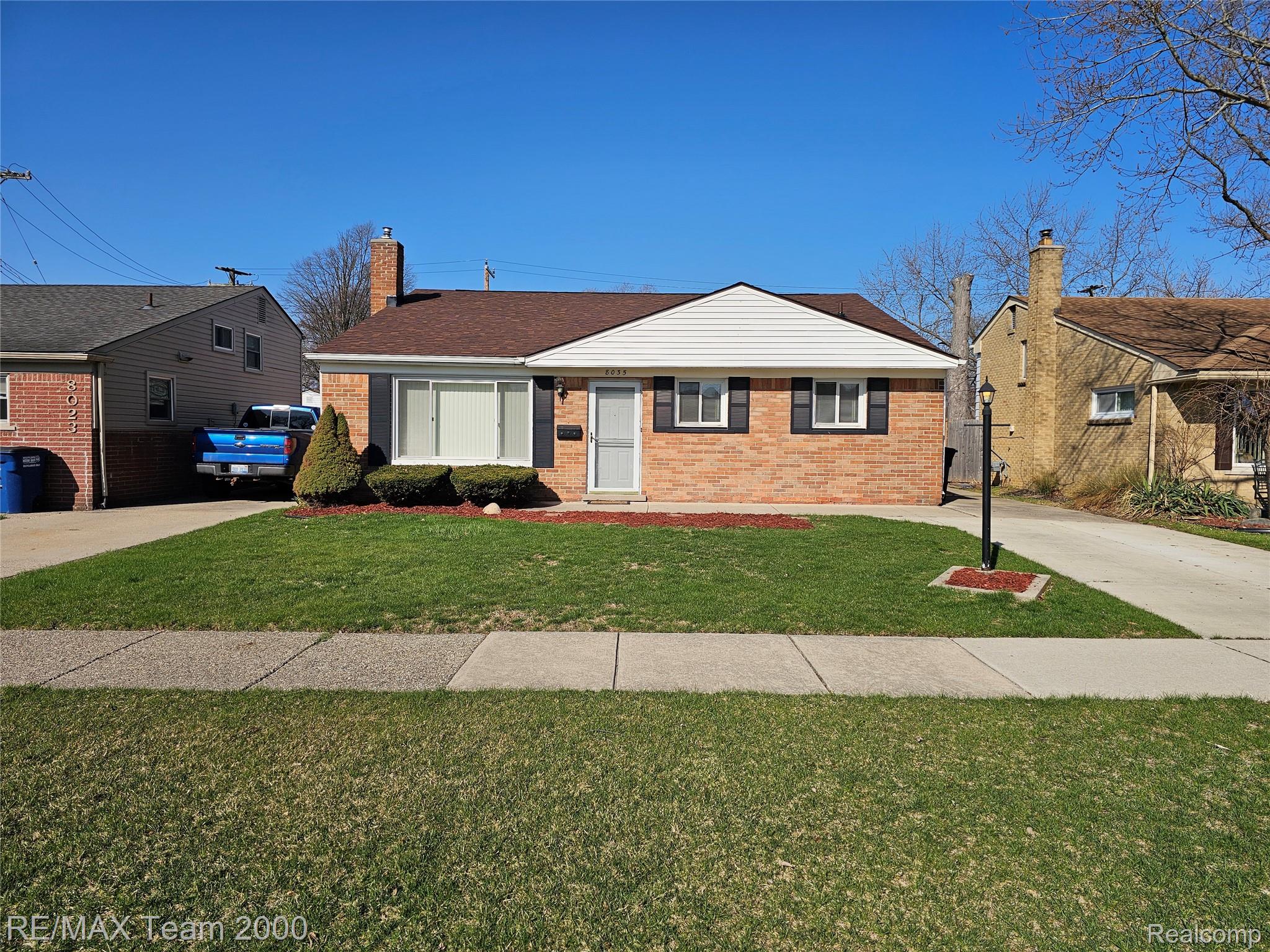 8035, Donna, Westland, Michigan, 48185