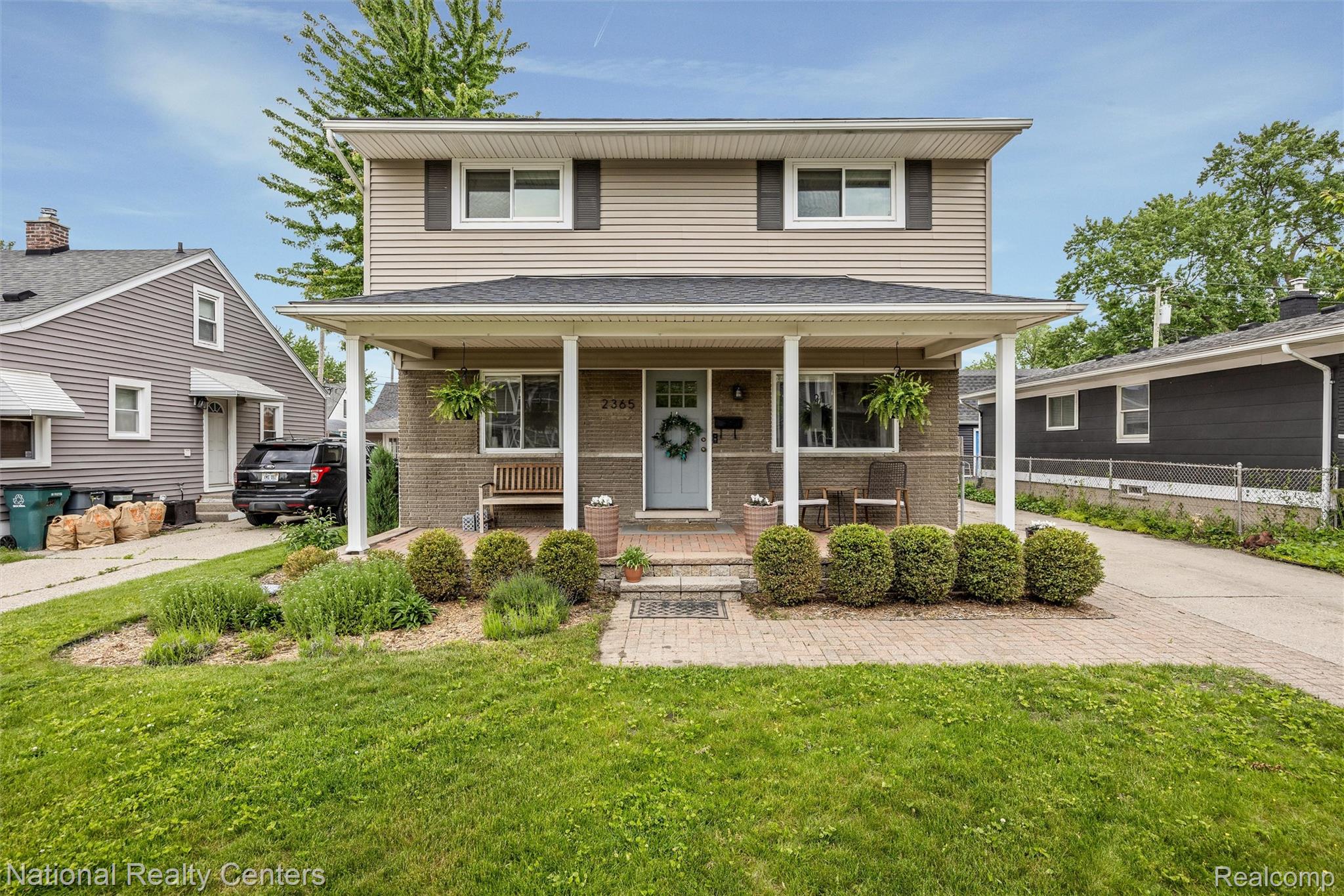2365, Hamata, Ferndale, Michigan, 48220