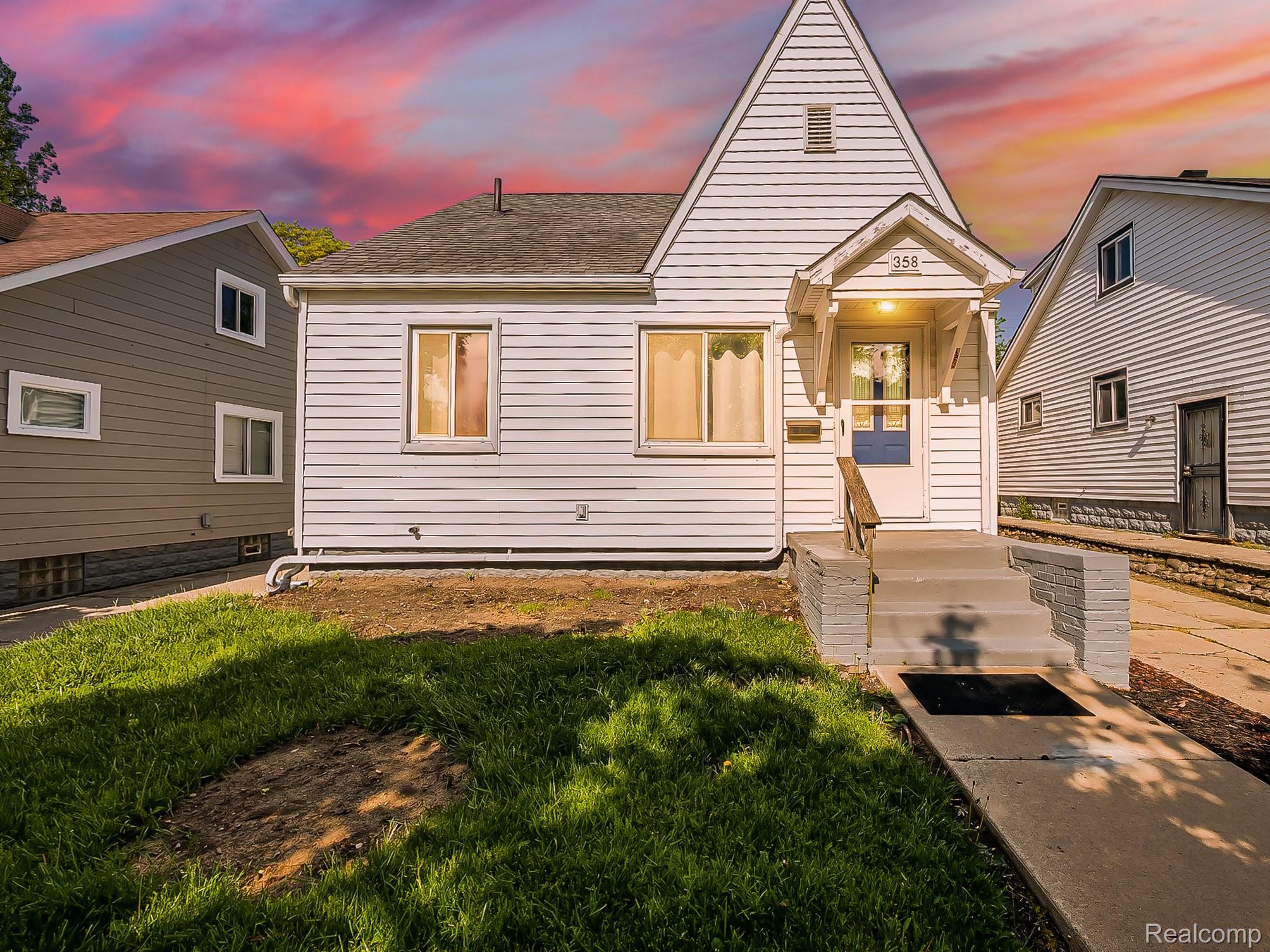 358, Marshall, Pontiac, Michigan, 48342