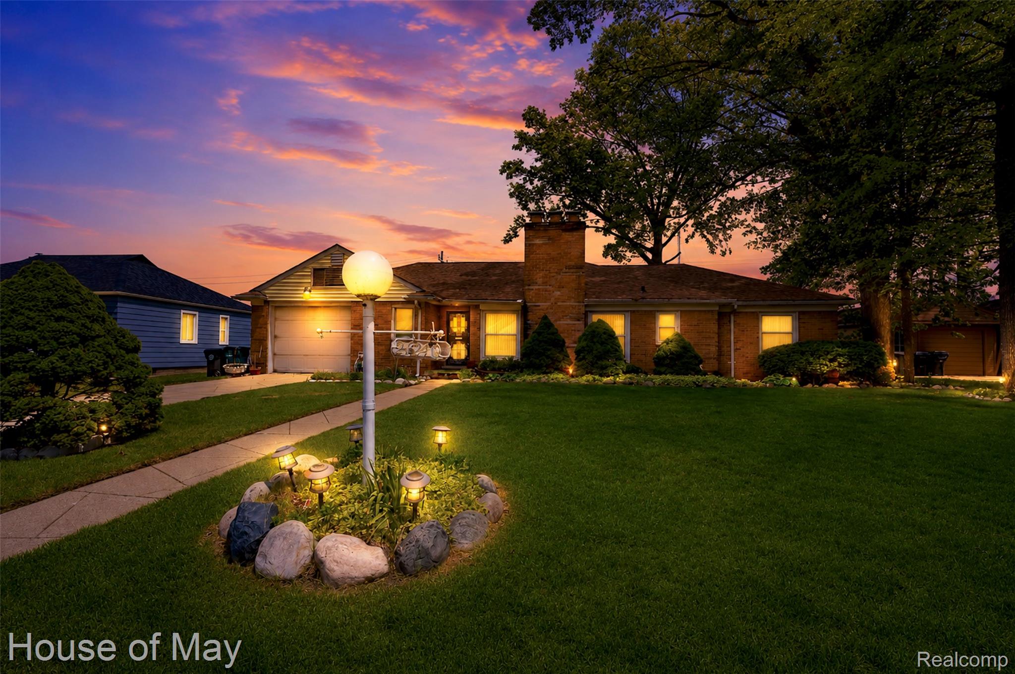 21240, Ridgedale, Oak Park, Michigan, 48237