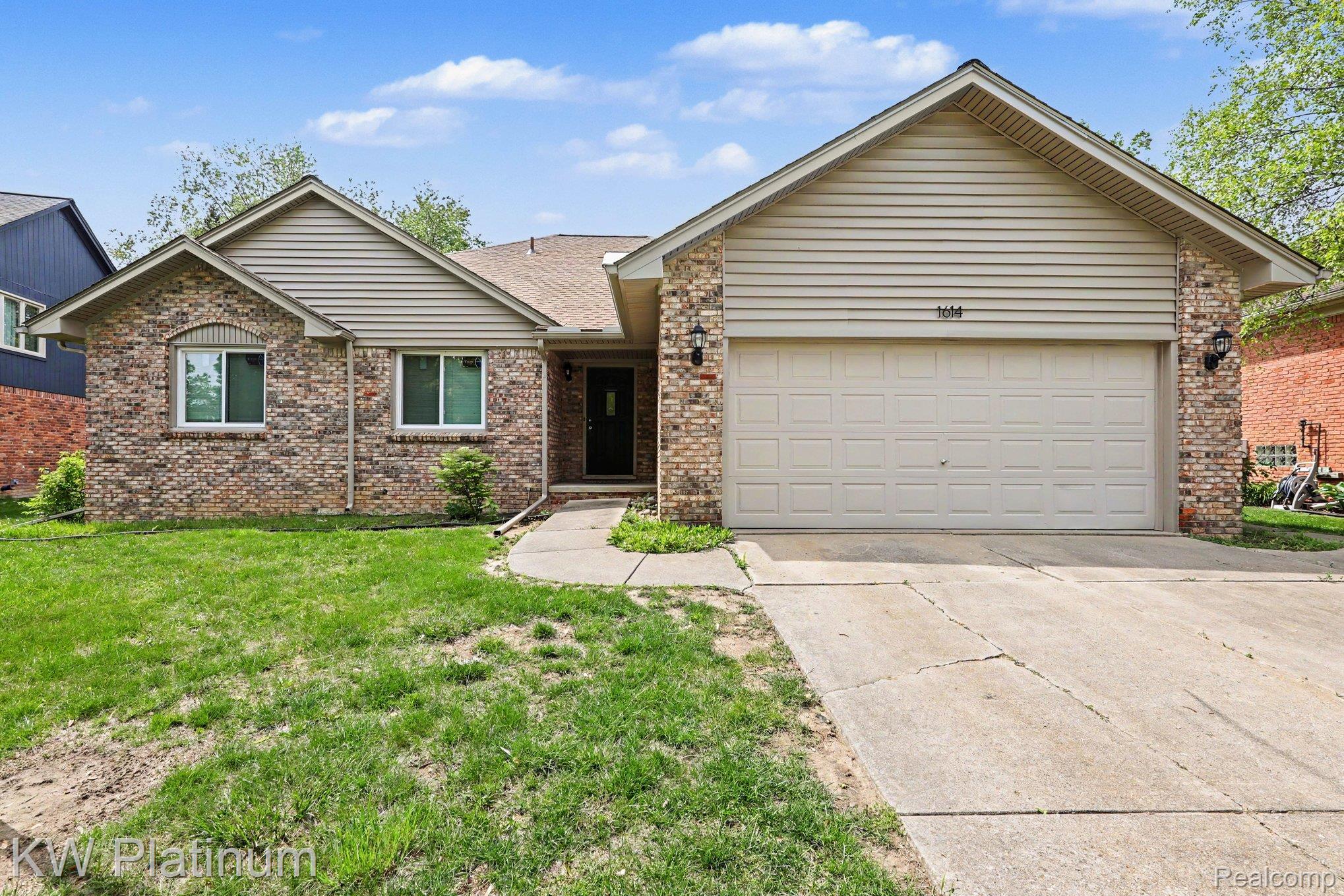 1614, Crestline, Rochester Hills, Michigan, 48307