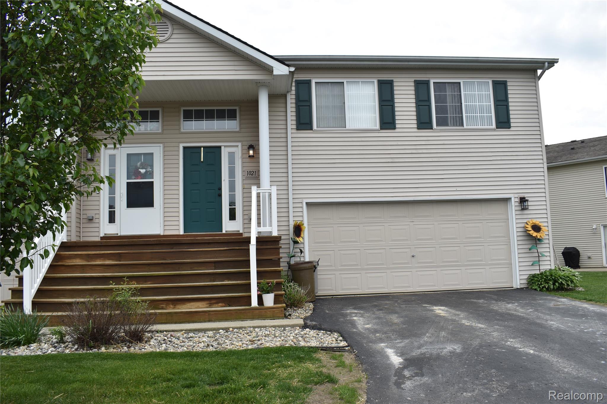 1021, Timber Ridge, #374, Grand Blanc, Michigan, 48439