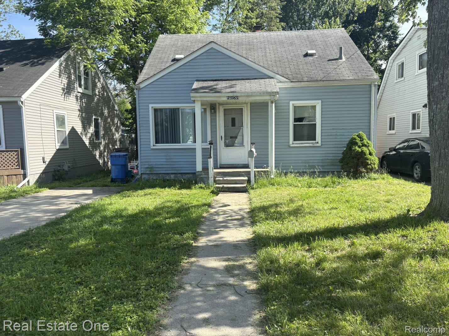 25963, Powers, Dearborn Heights, Michigan, 48125