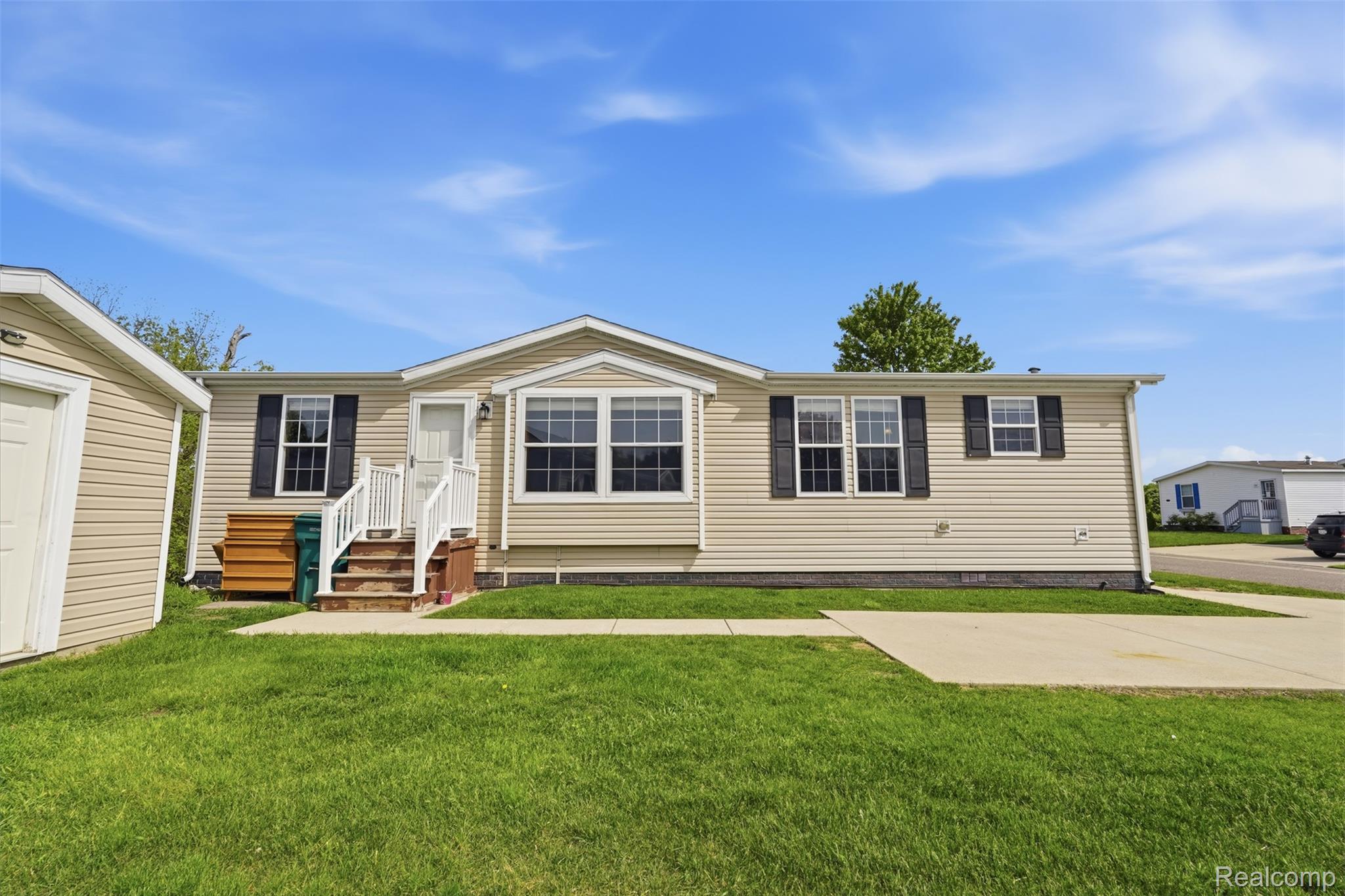11006, Wood Run, South Lyon, Michigan, 48178