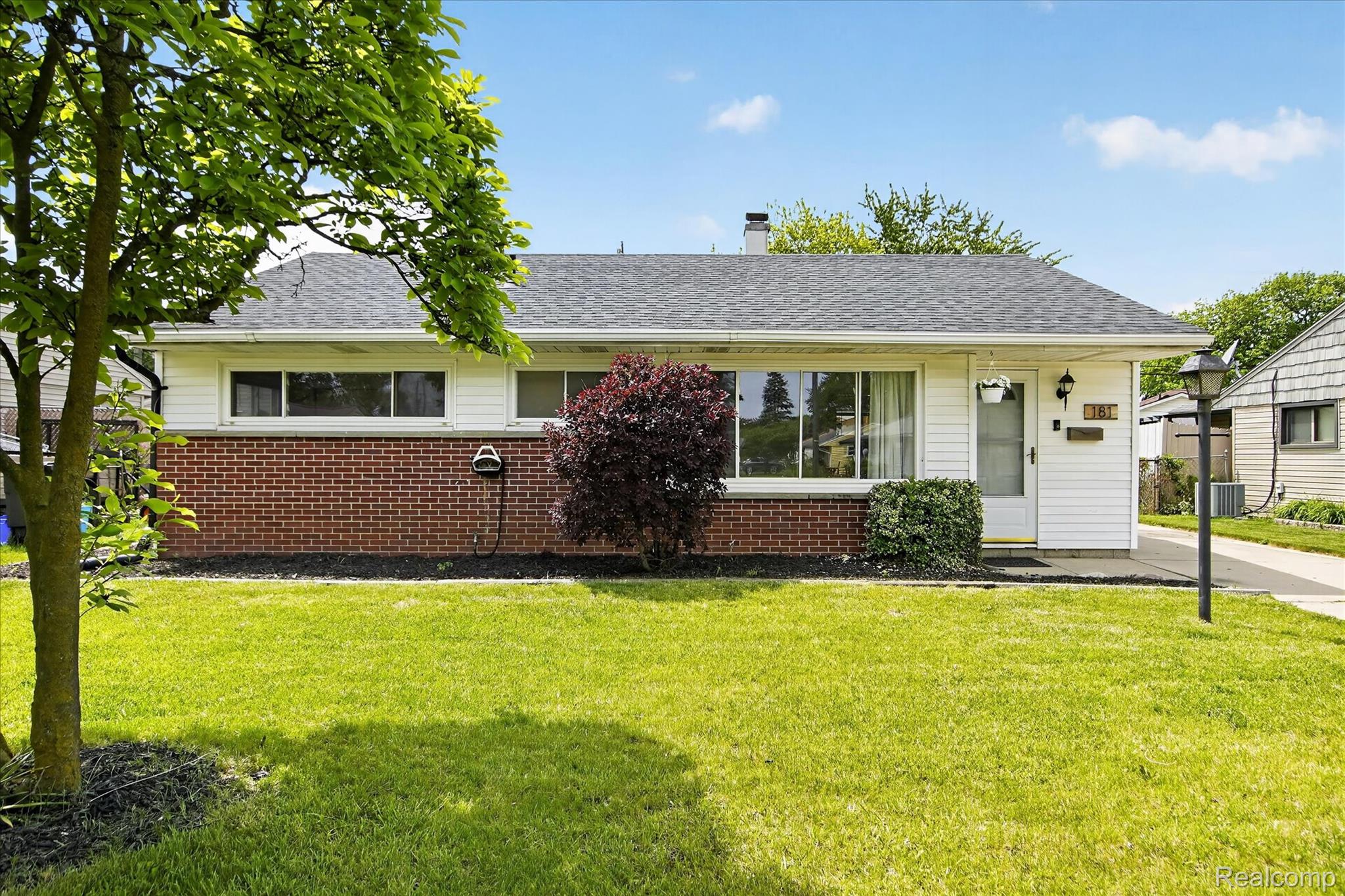 181, Brandt, Garden City, Michigan, 48135