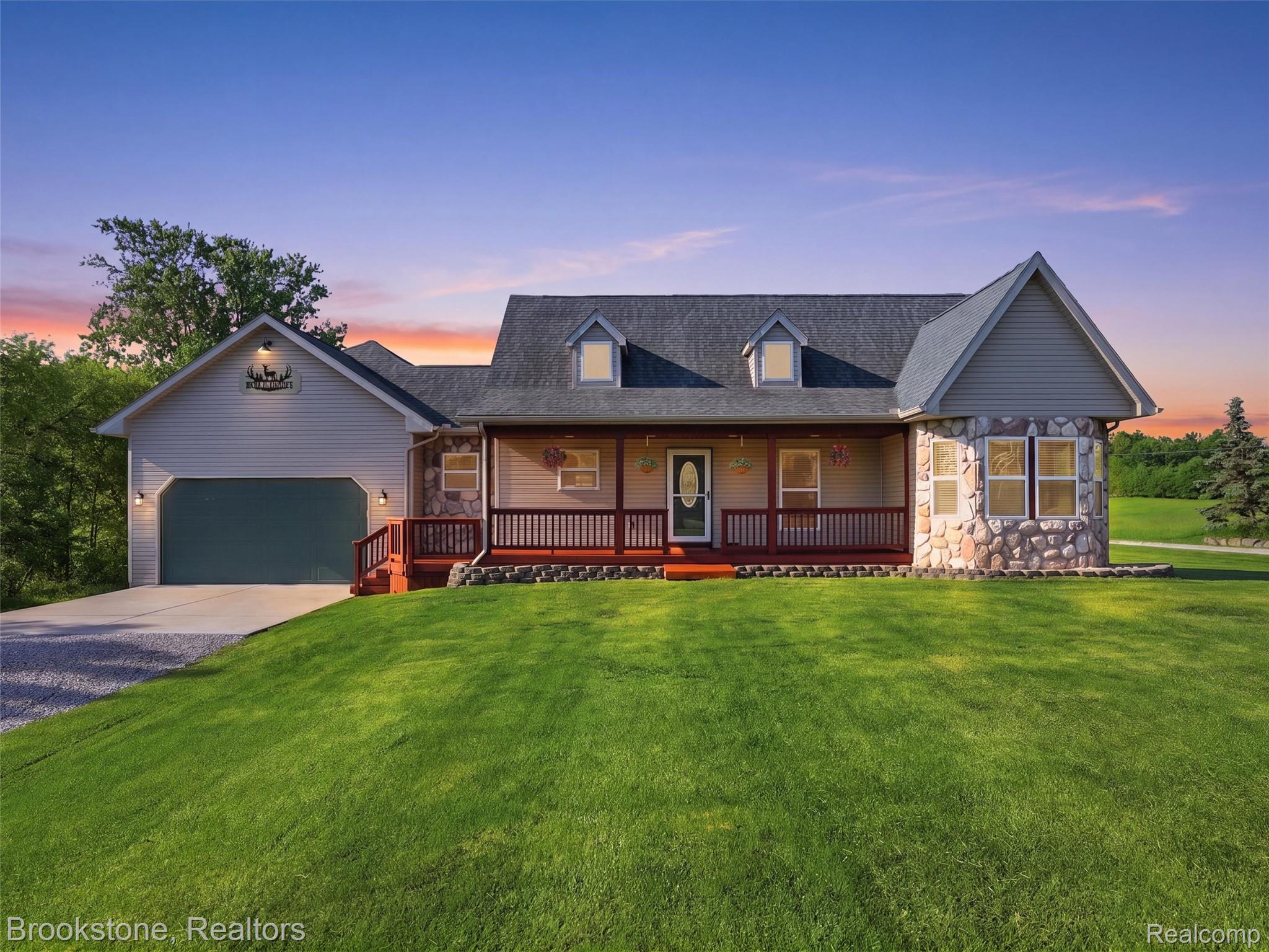 7271, Ray, Swartz Creek, Michigan, 48473