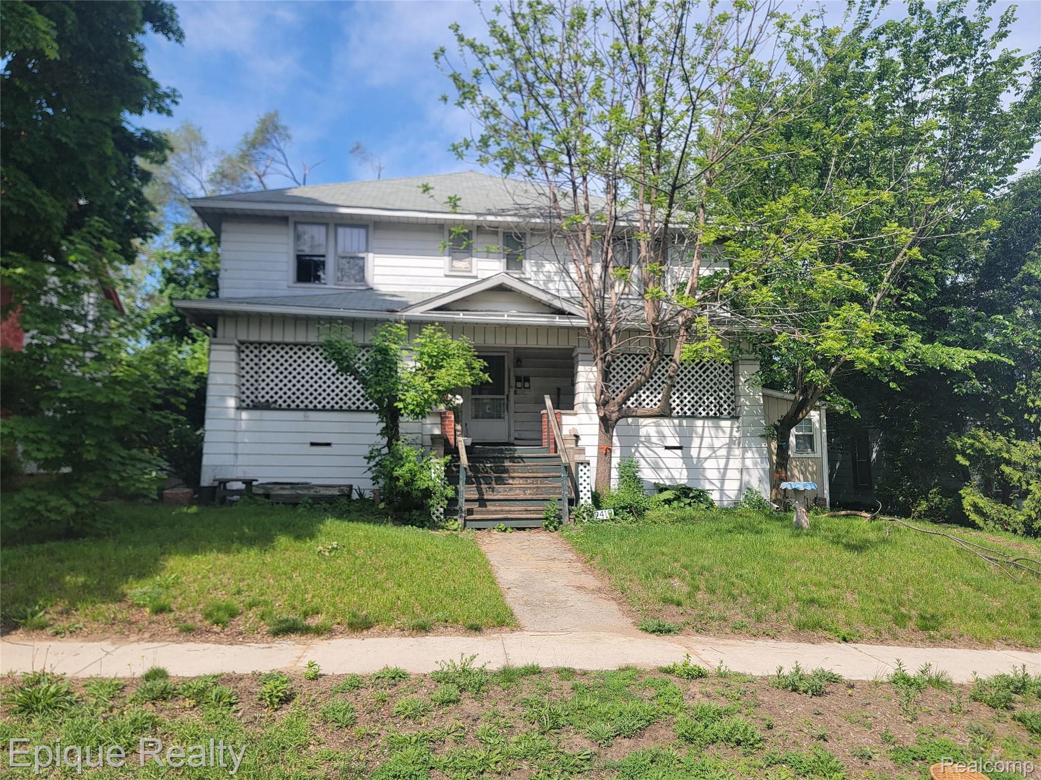 2419, North, Port Huron, Michigan, 48060