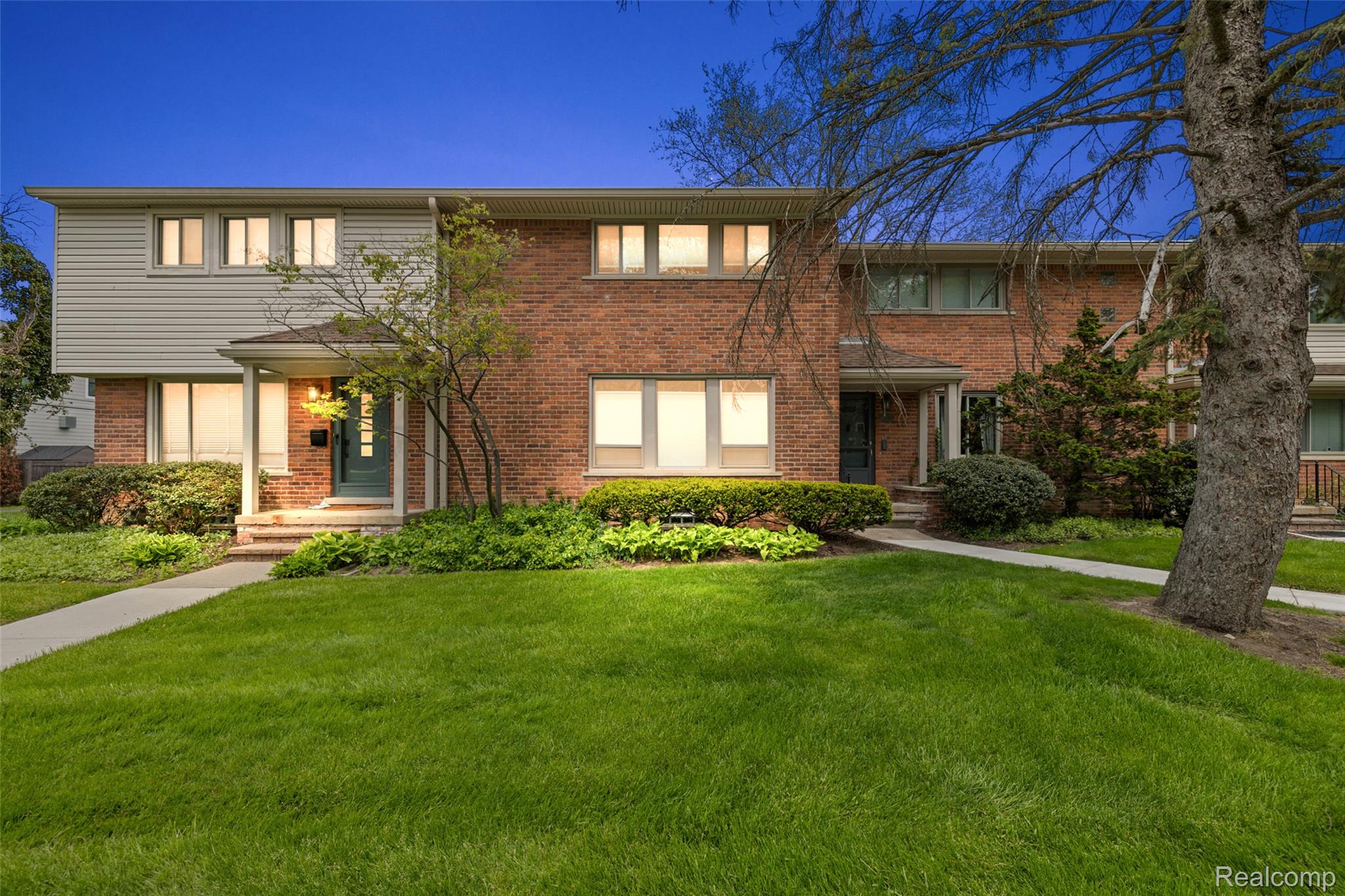 1065, Wimbleton, Birmingham, Michigan, 48009