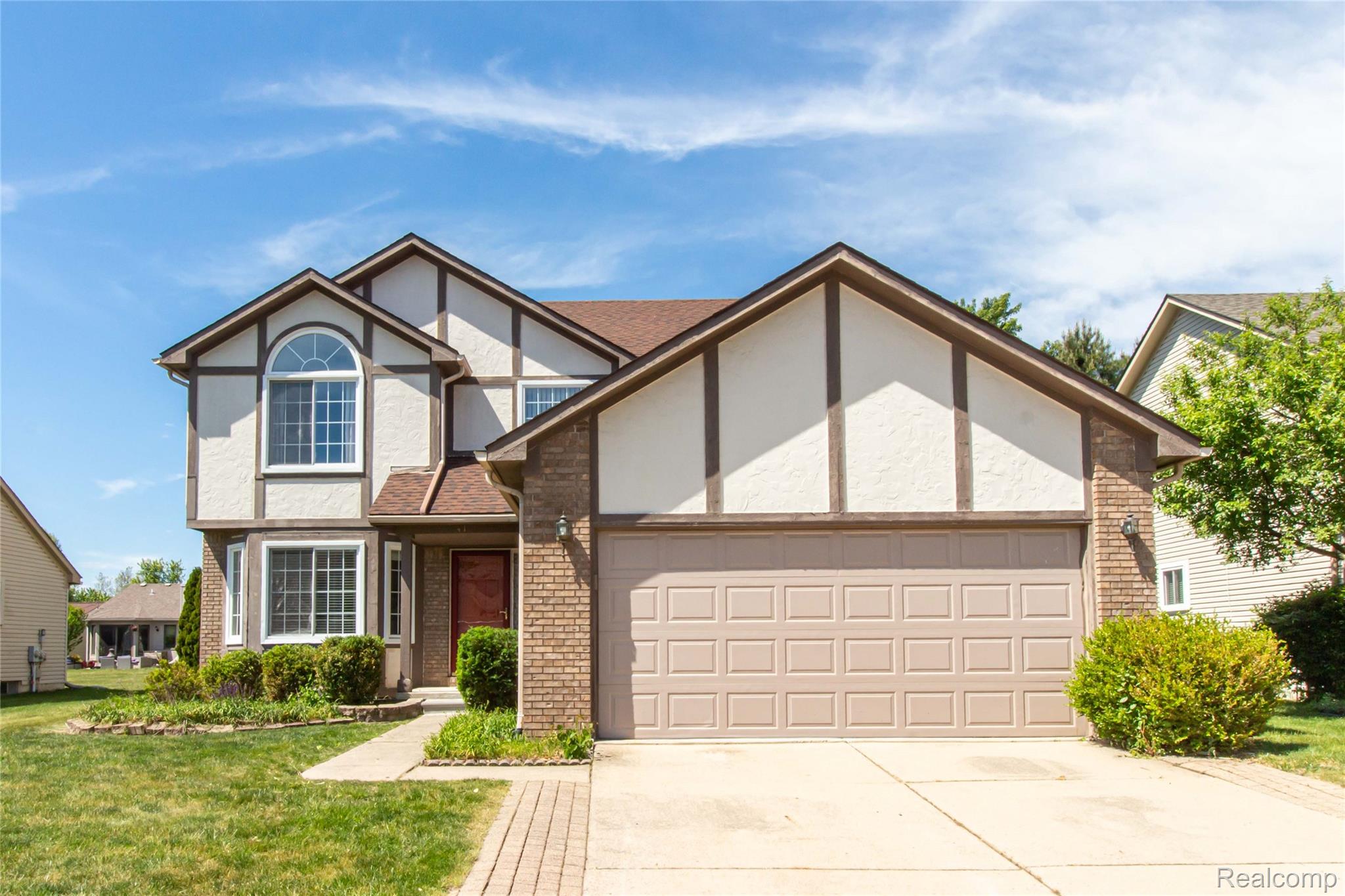 141, Woodslee, Troy, Michigan, 48083