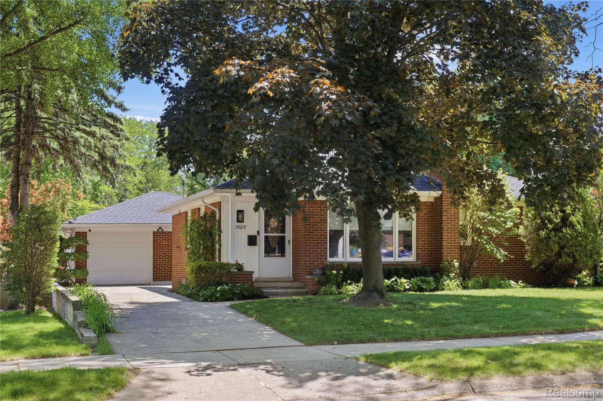 3029, Guilford, Royal Oak, Michigan, 48073