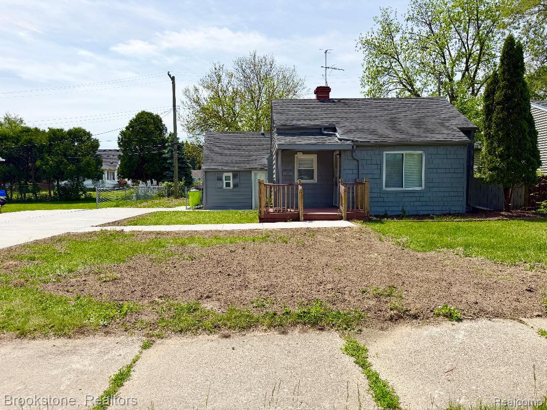 18374, Mesle, Roseville, Michigan, 48066