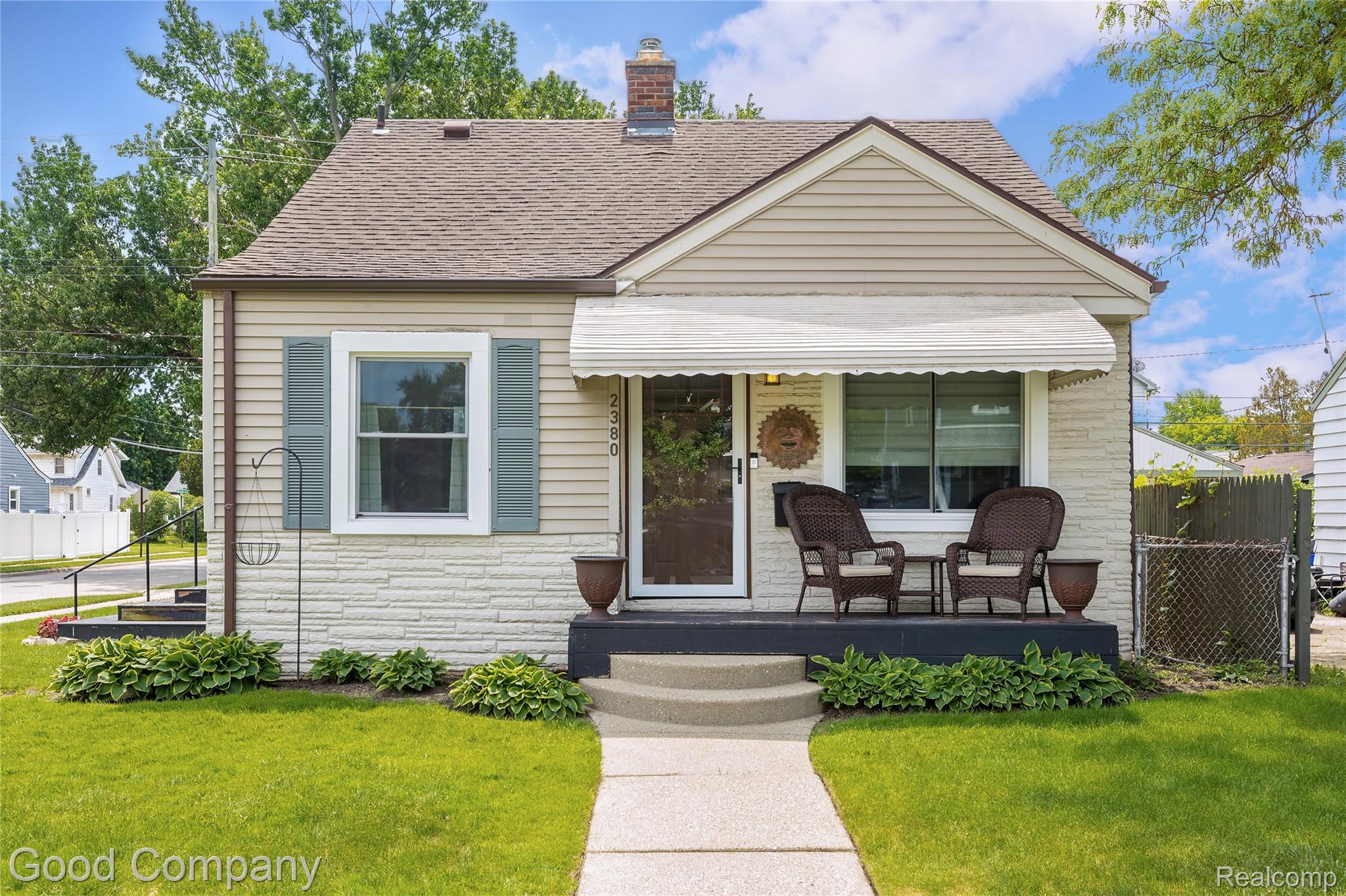 2380, Chestnut, Ferndale, Michigan, 48220