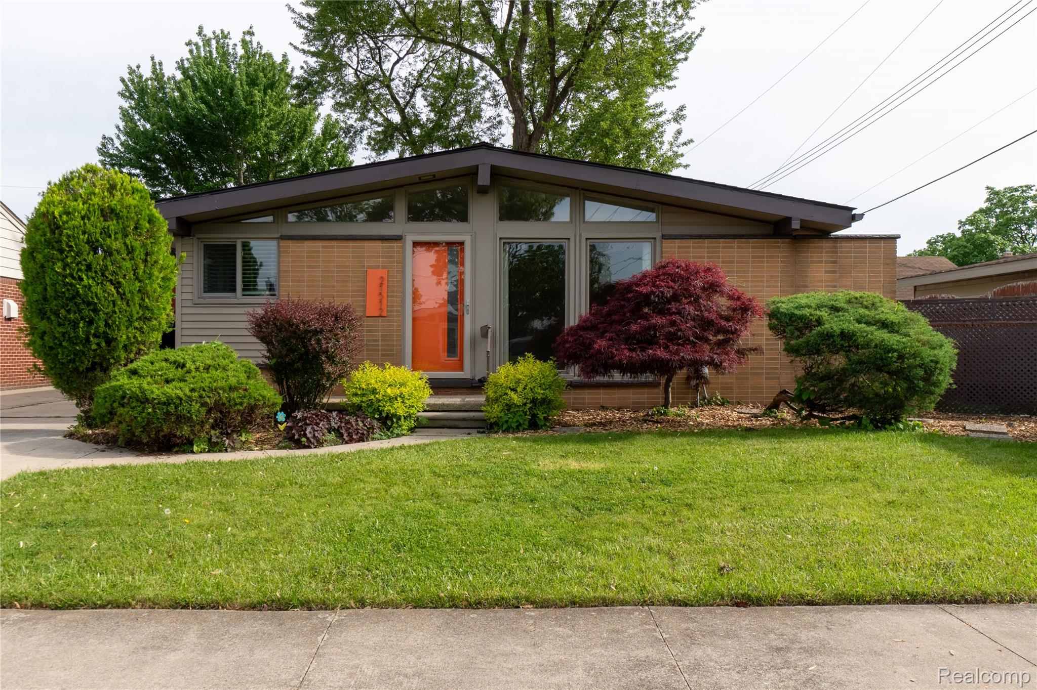 21512, Briarcliff, St. Clair Shores, Michigan, 48082