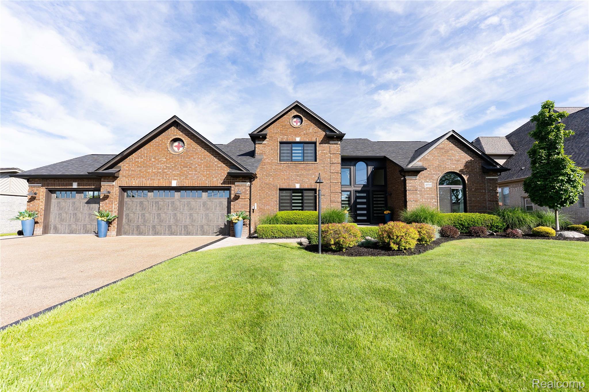49729, Nautical, Chesterfield, Michigan, 48047