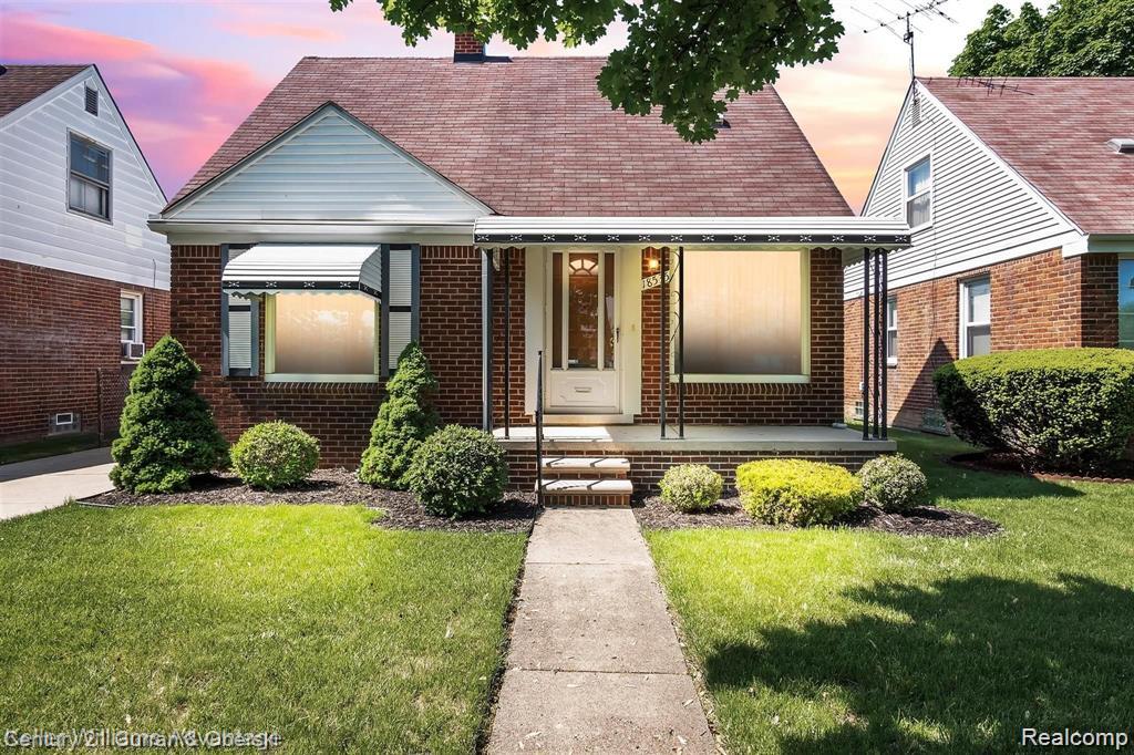 18535, Audette, Dearborn, Michigan, 48124
