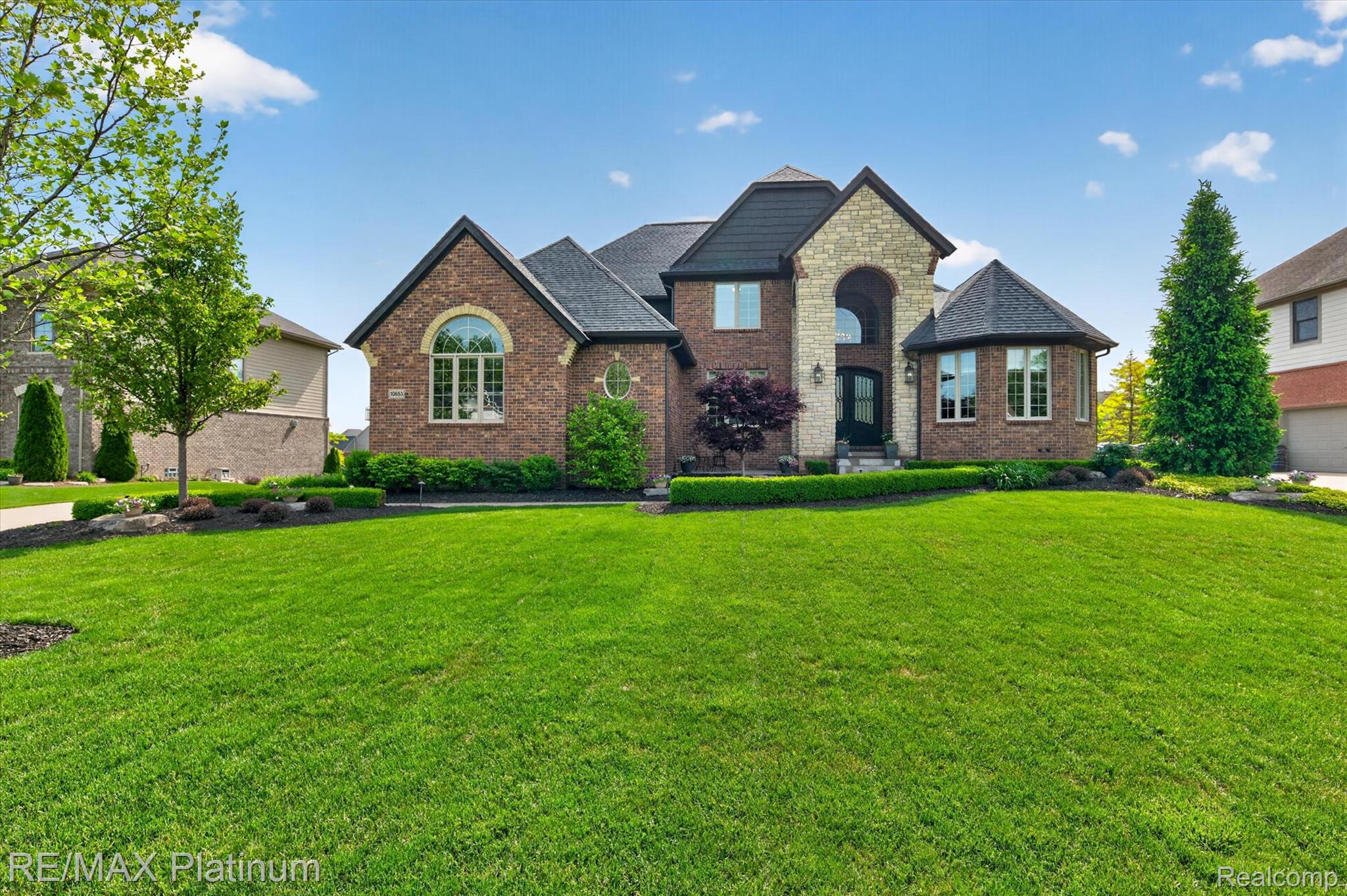 10653, Stoney Point, South Lyon, Michigan, 48178