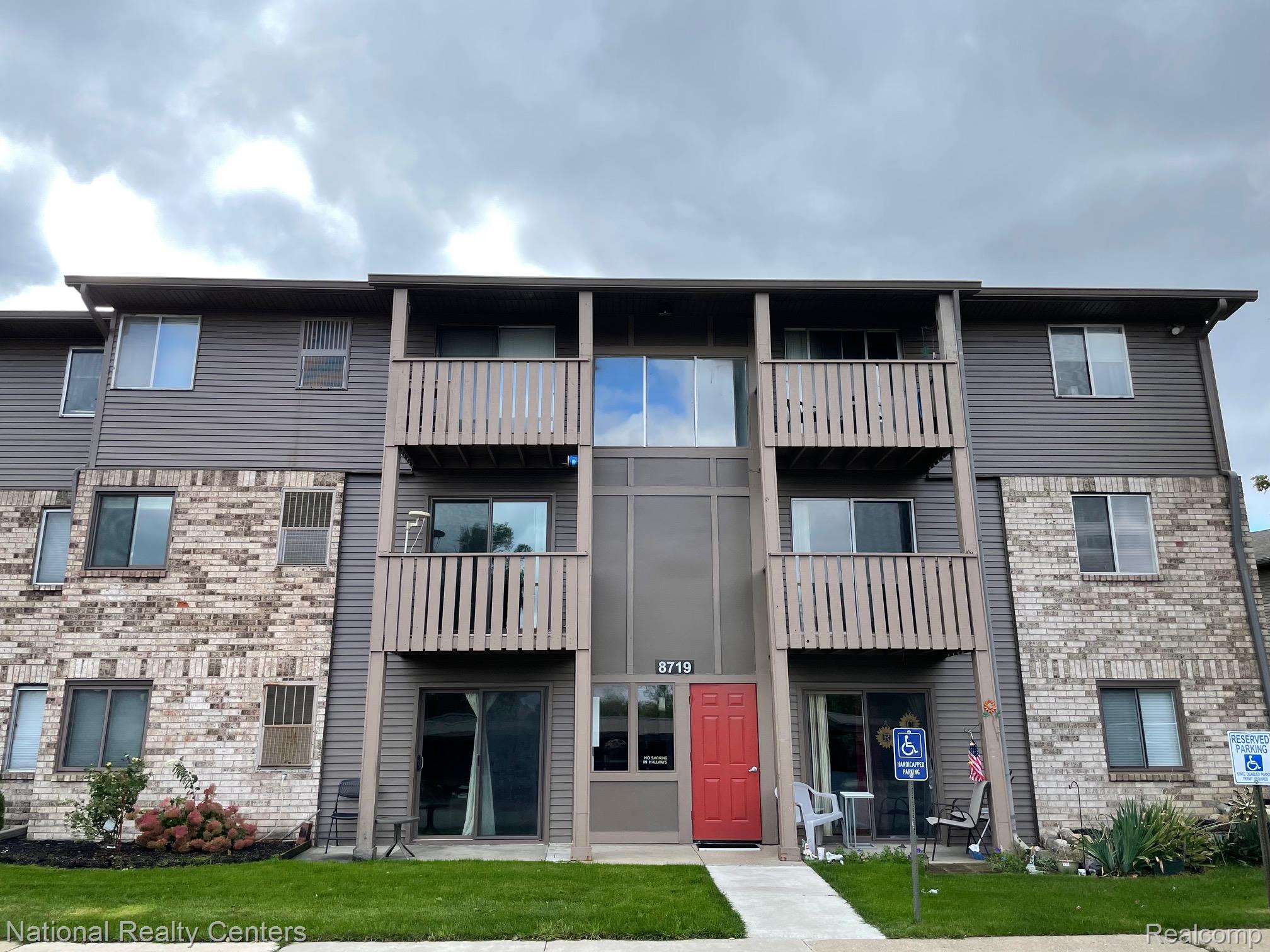 8719, Meadowbrook, Brighton, Michigan, 48116