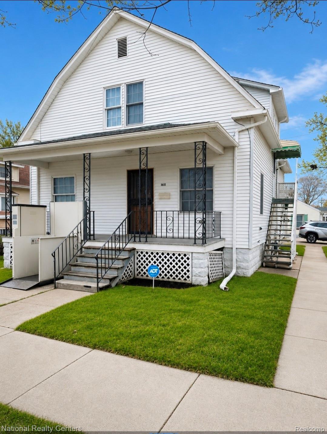 1611, Erie, Bay City, Michigan, 48706