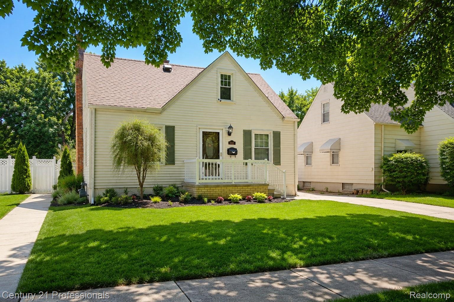 3457, Woodside, Dearborn, Michigan, 48124